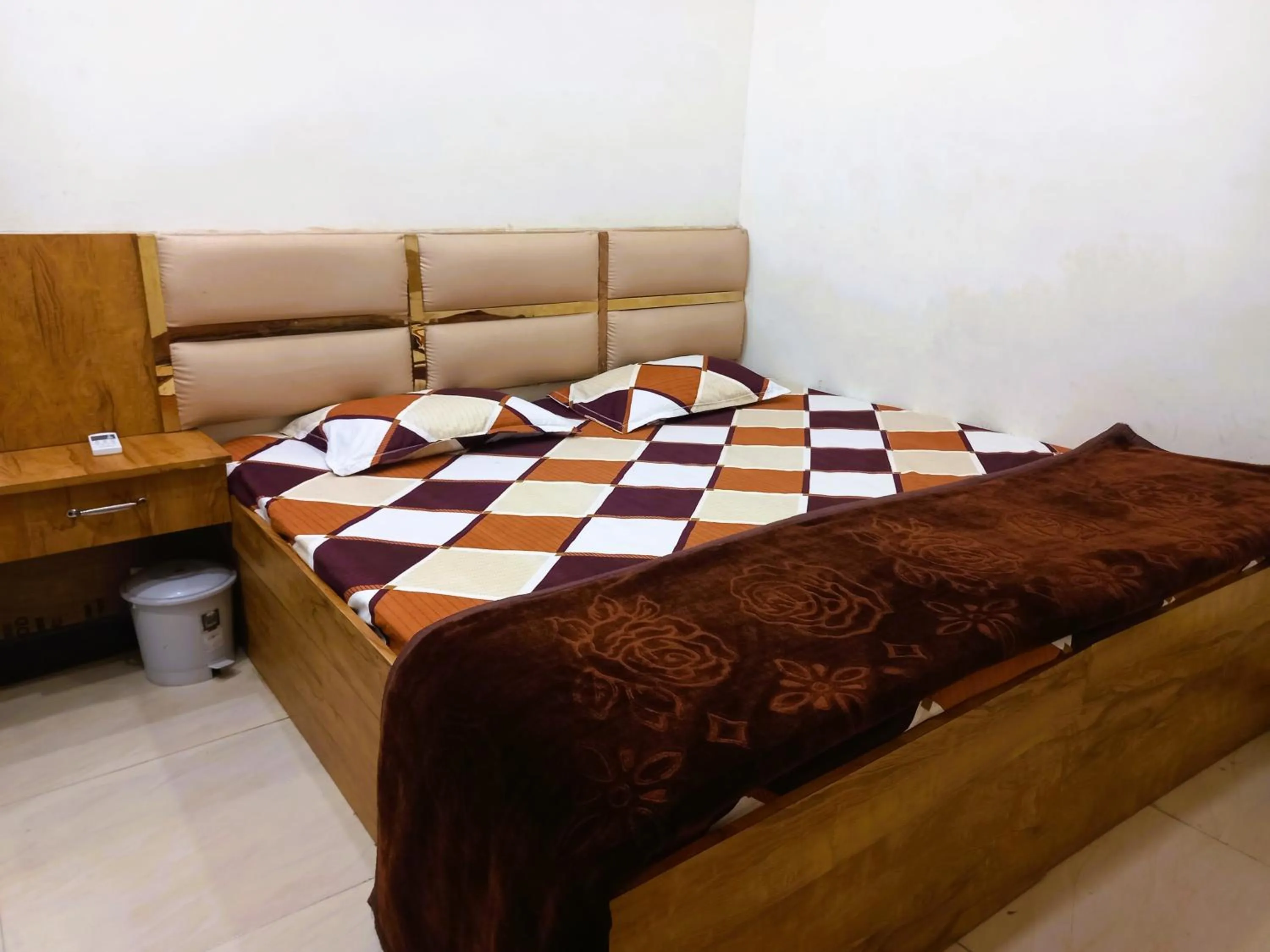 Bedroom, Bed in Hotel Yuvan Palace