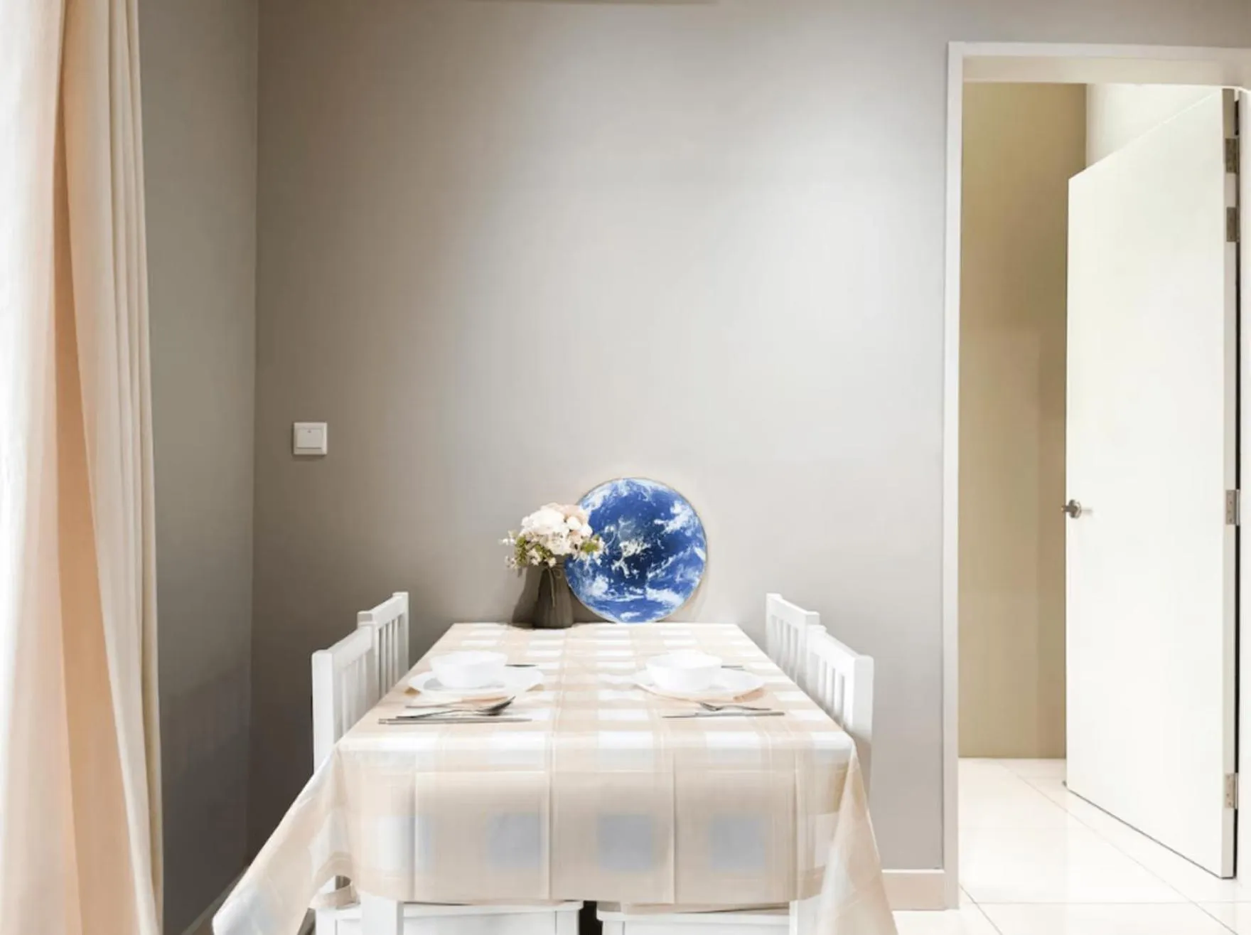 Dining area, Bed in Trion Kuala Lumpur