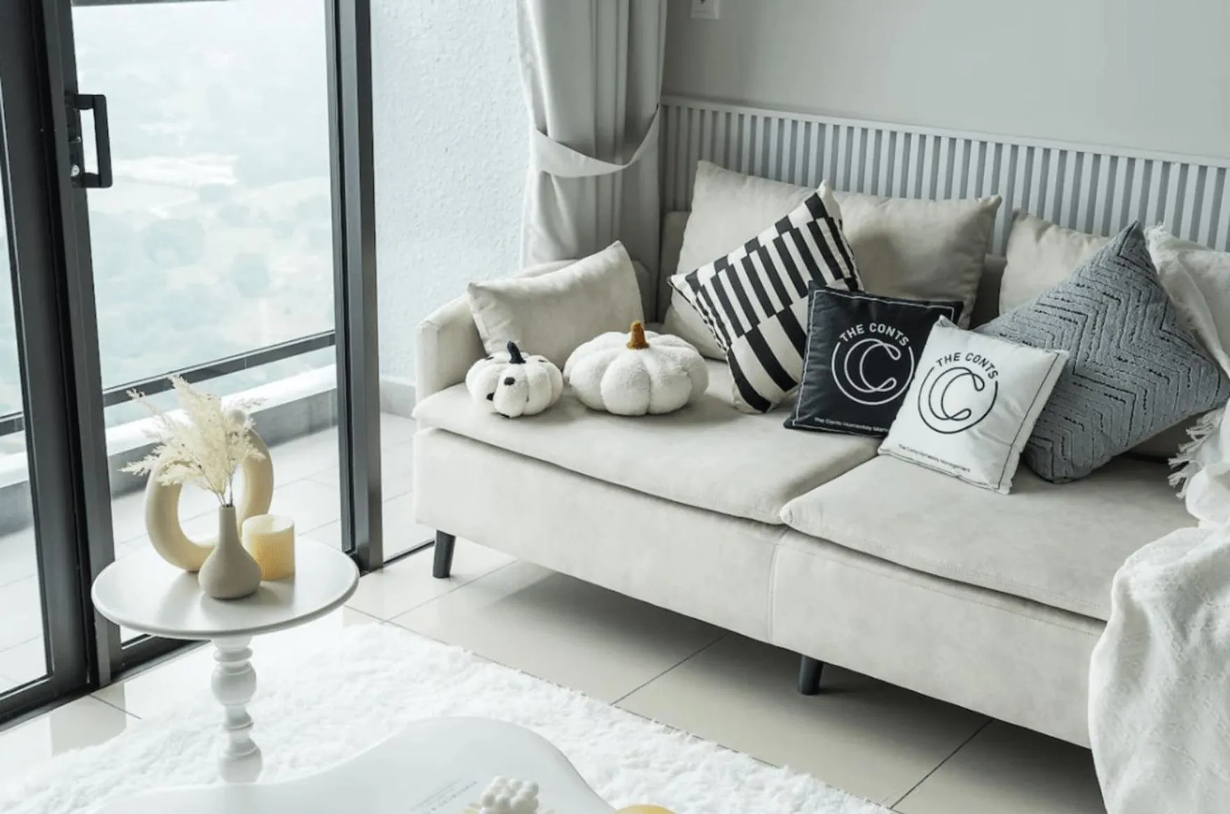 Living room, Bed in Trion Kuala Lumpur