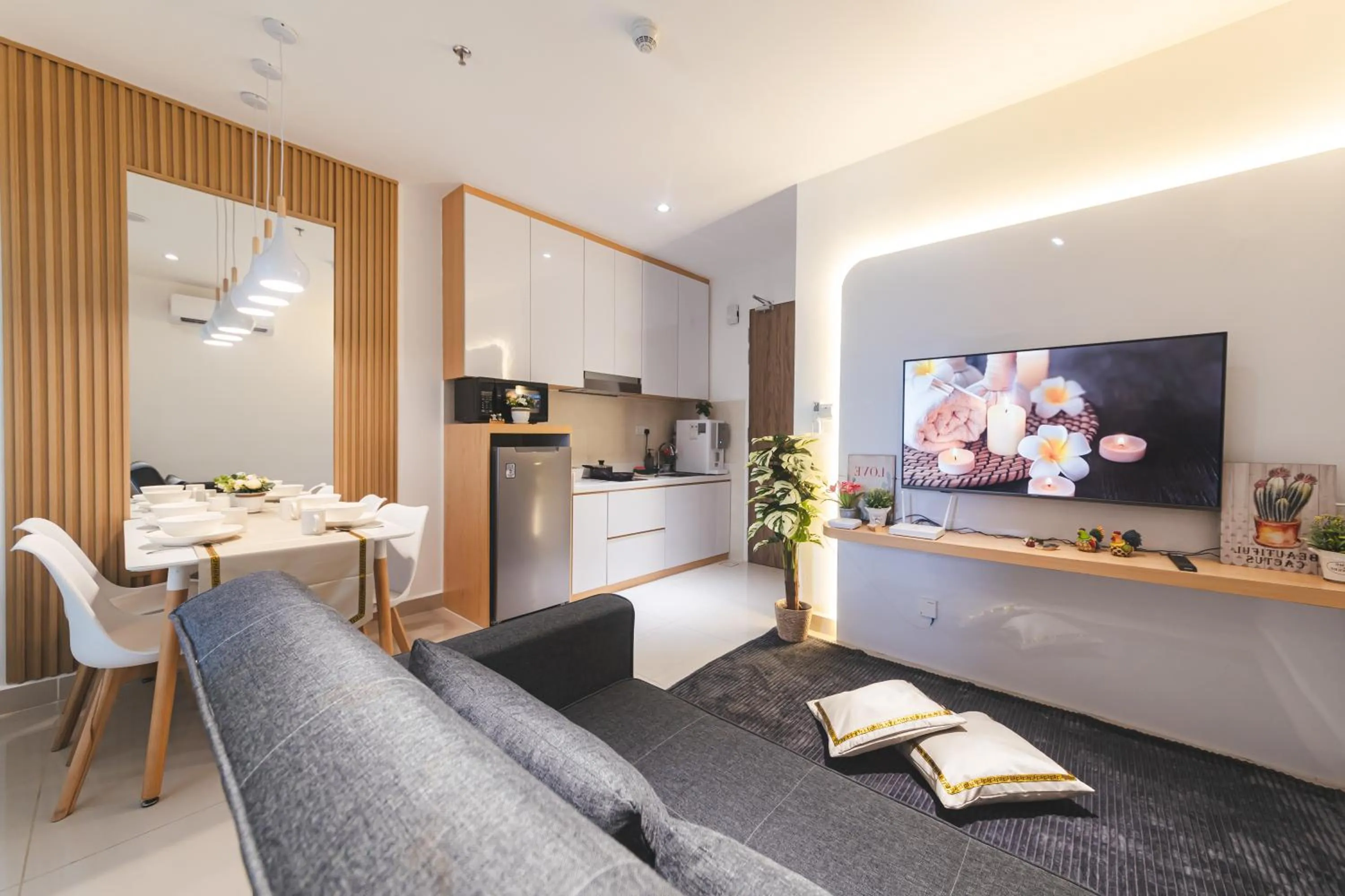 Beautiful Seaview Suites at The Shore Kota Kinabalu