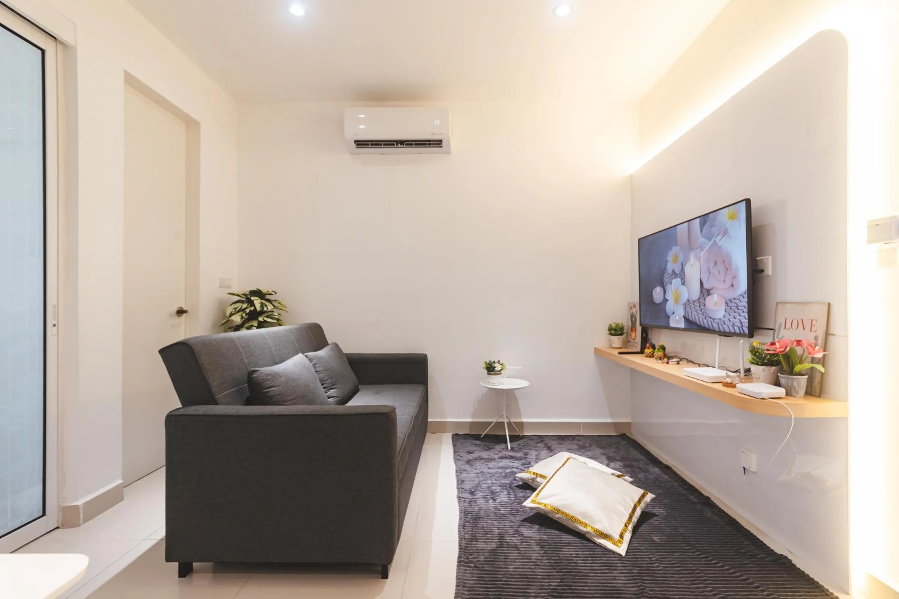 Beautiful Seaview Suites at The Shore Kota Kinabalu