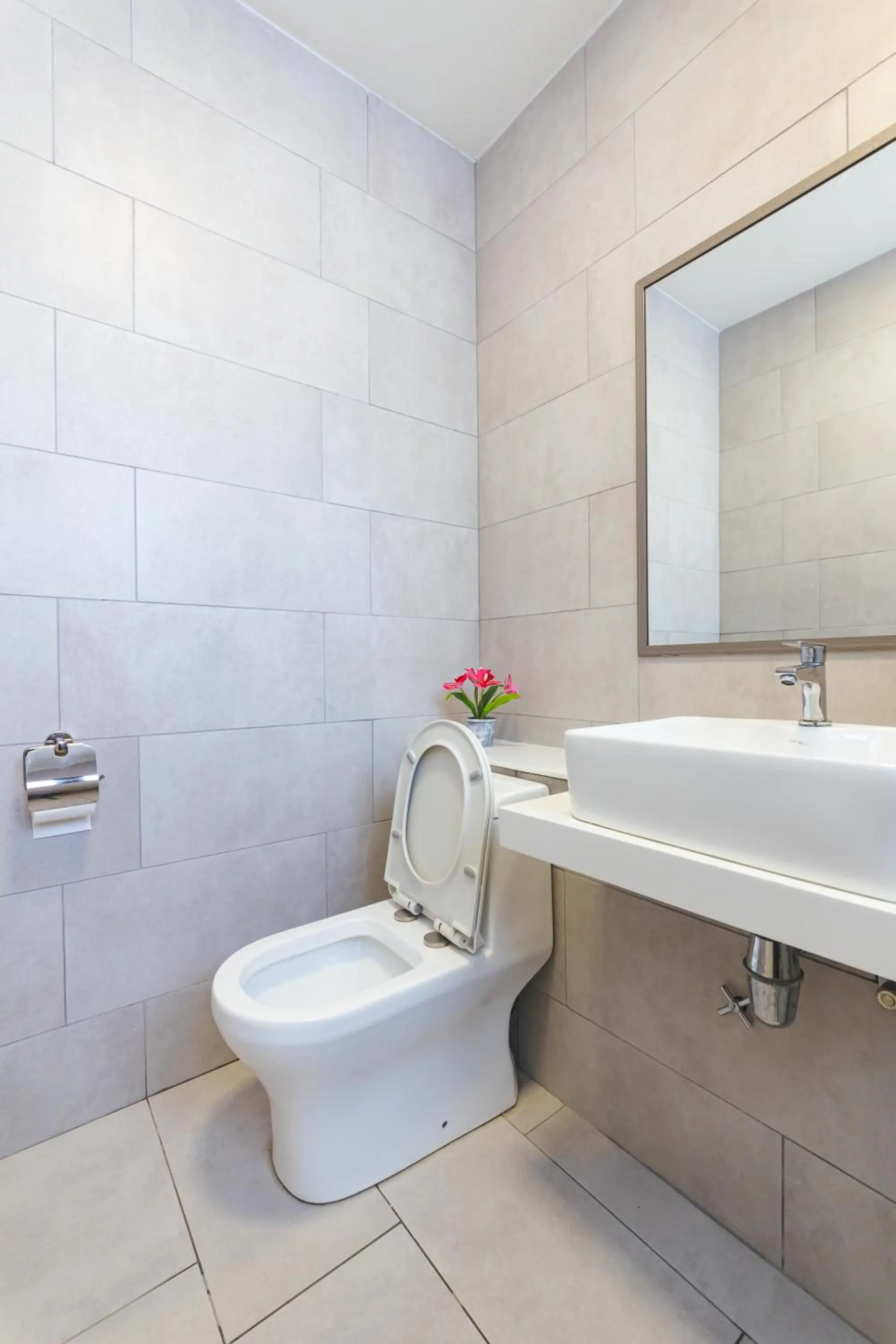 Beautiful Seaview Suites at The Shore Kota Kinabalu