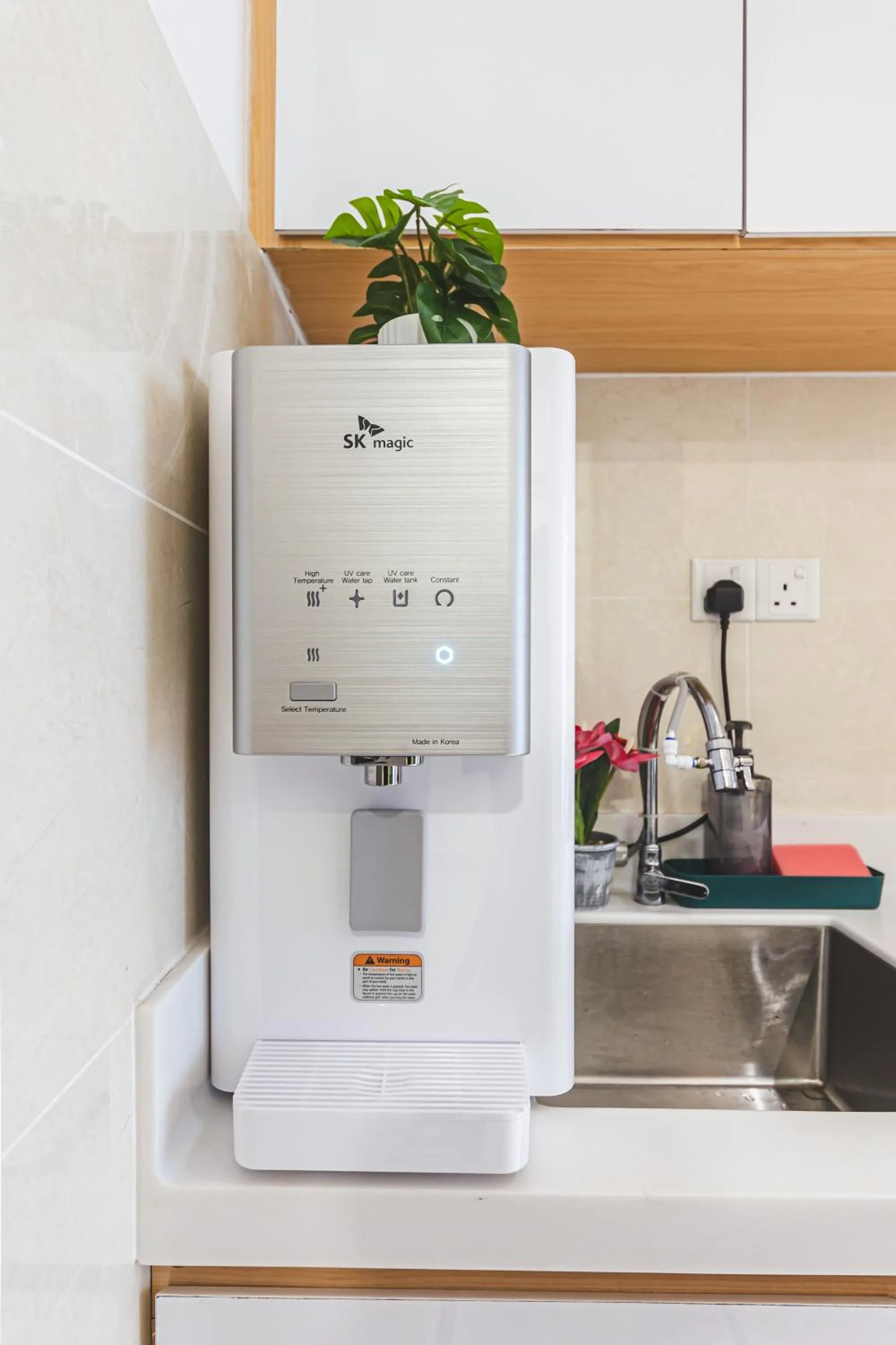 Beautiful Seaview Suites at The Shore Kota Kinabalu