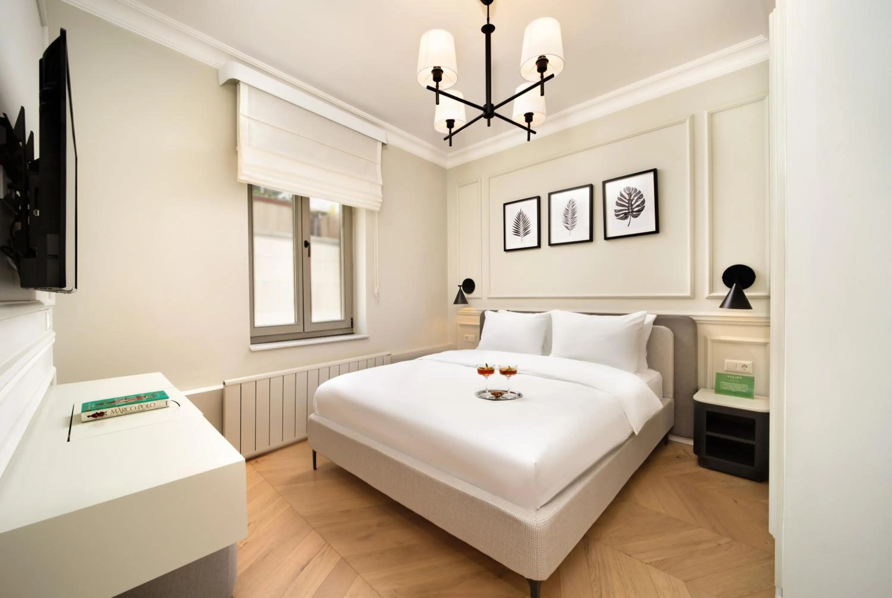 Bed in Vucino Suites