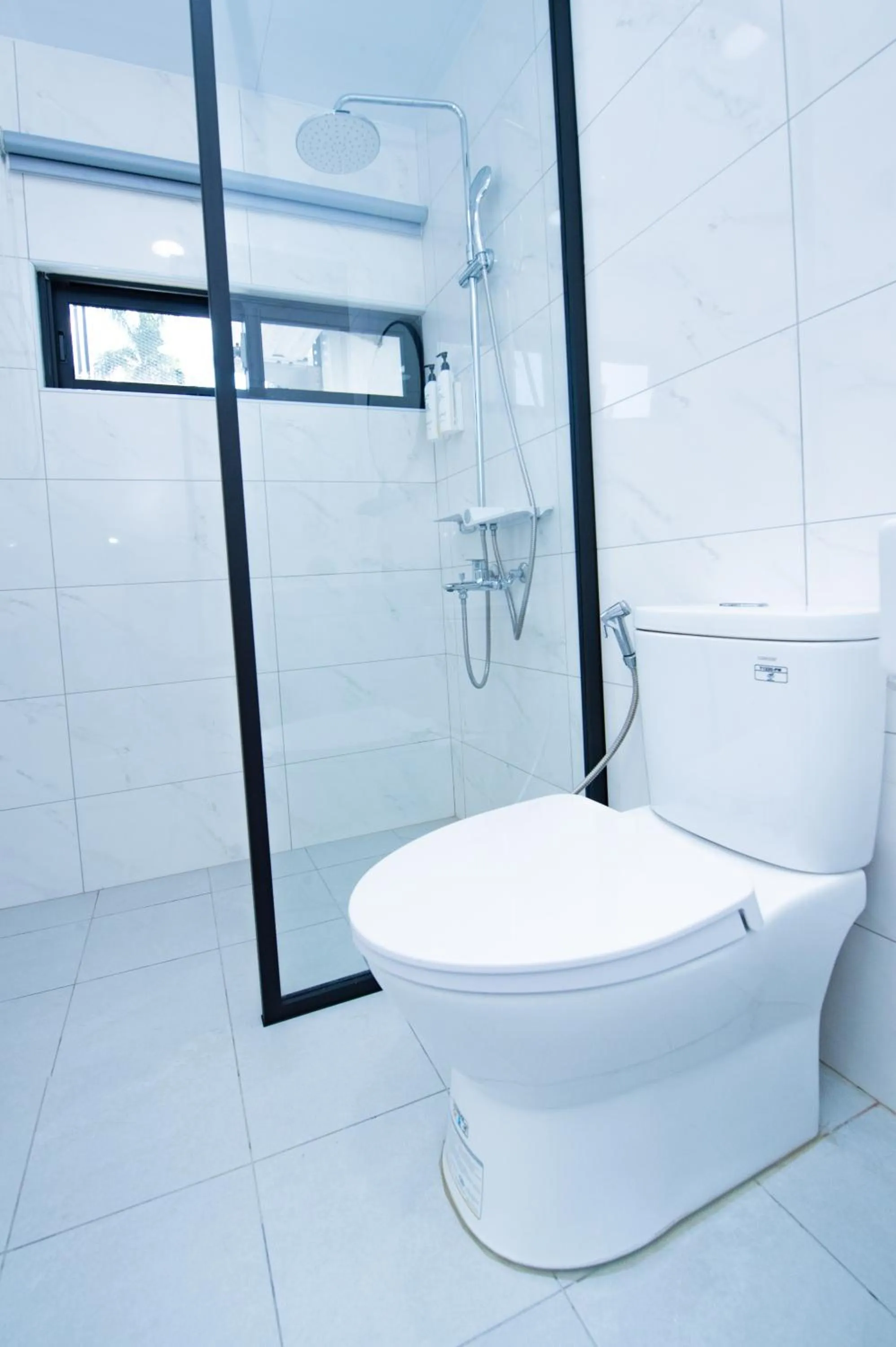 Toilet in Chao Hostel