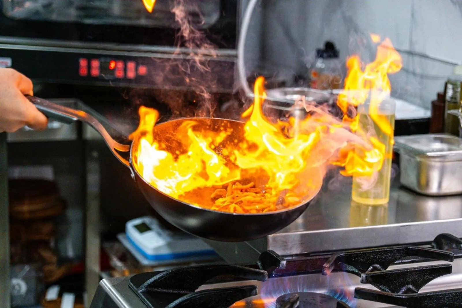 Restaurant/places to eat in Maritimo Hotel