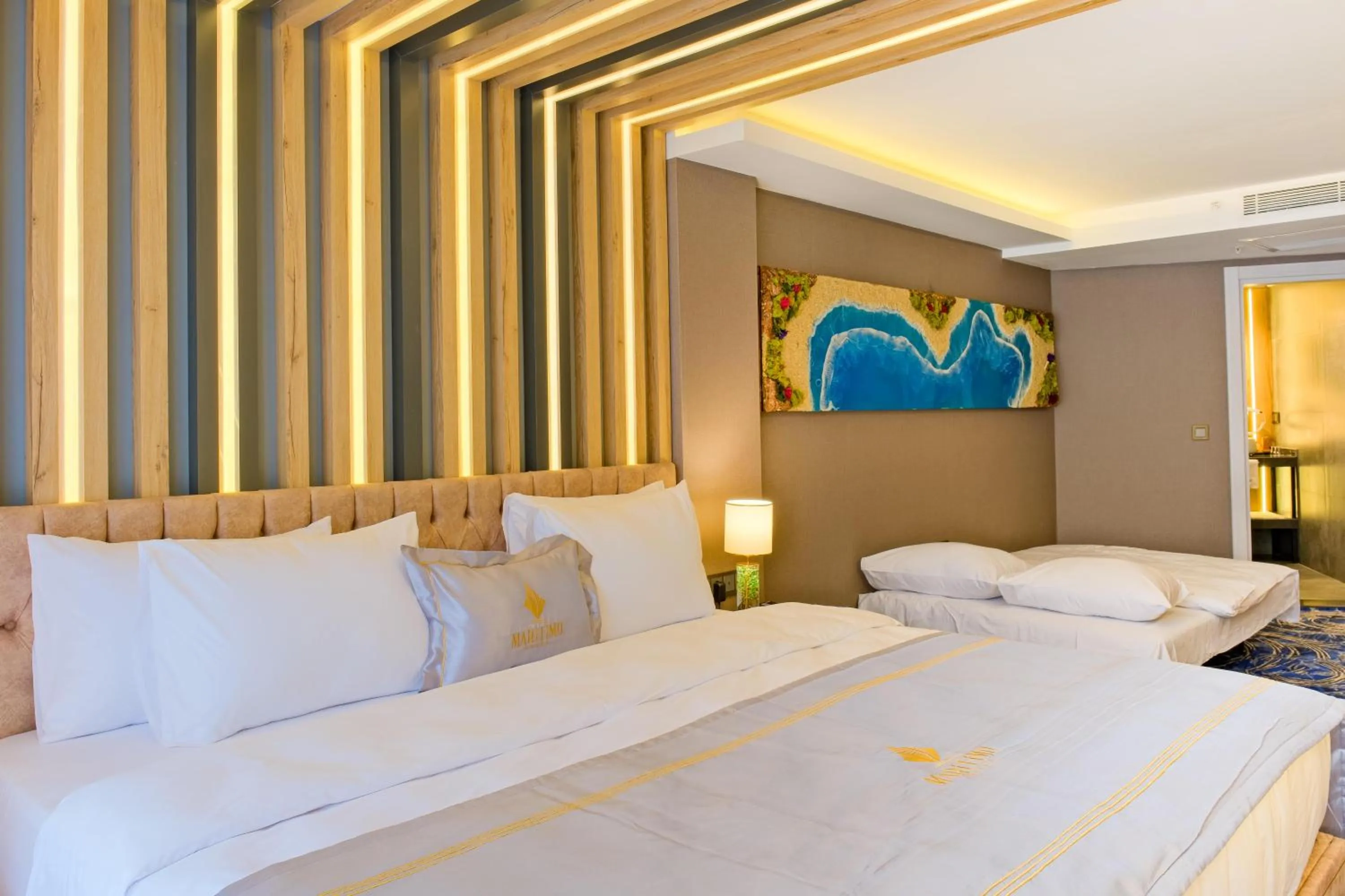 Bed in Maritimo Hotel