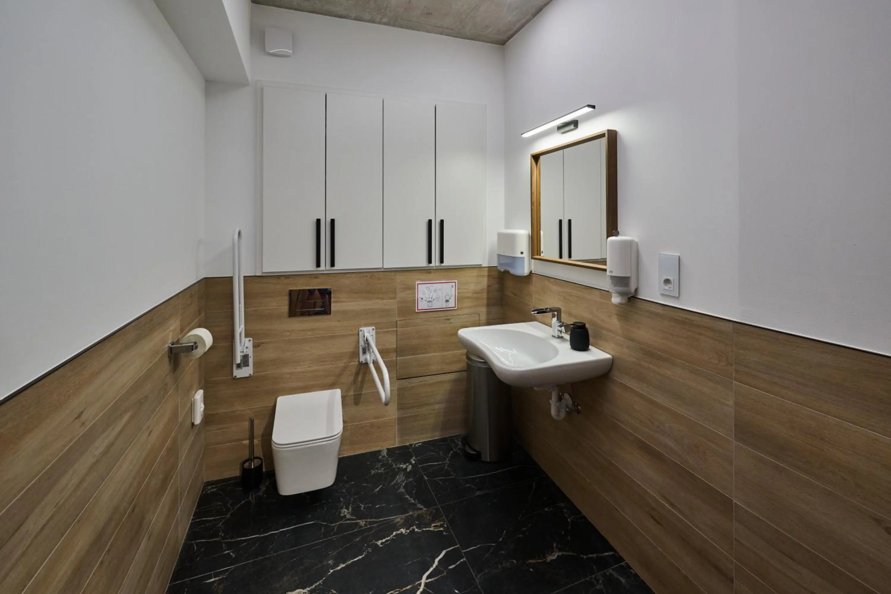 Toilet in GRANDIS Premium Apartments