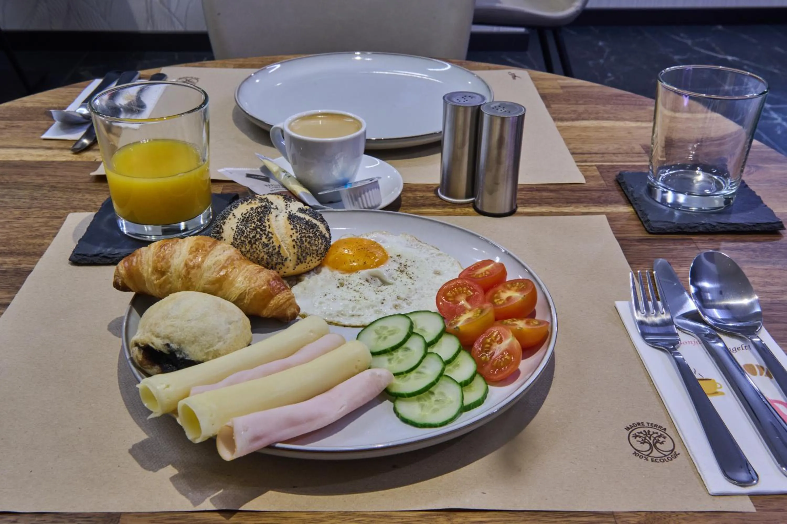 Breakfast in GRANDIS Premium Apartments