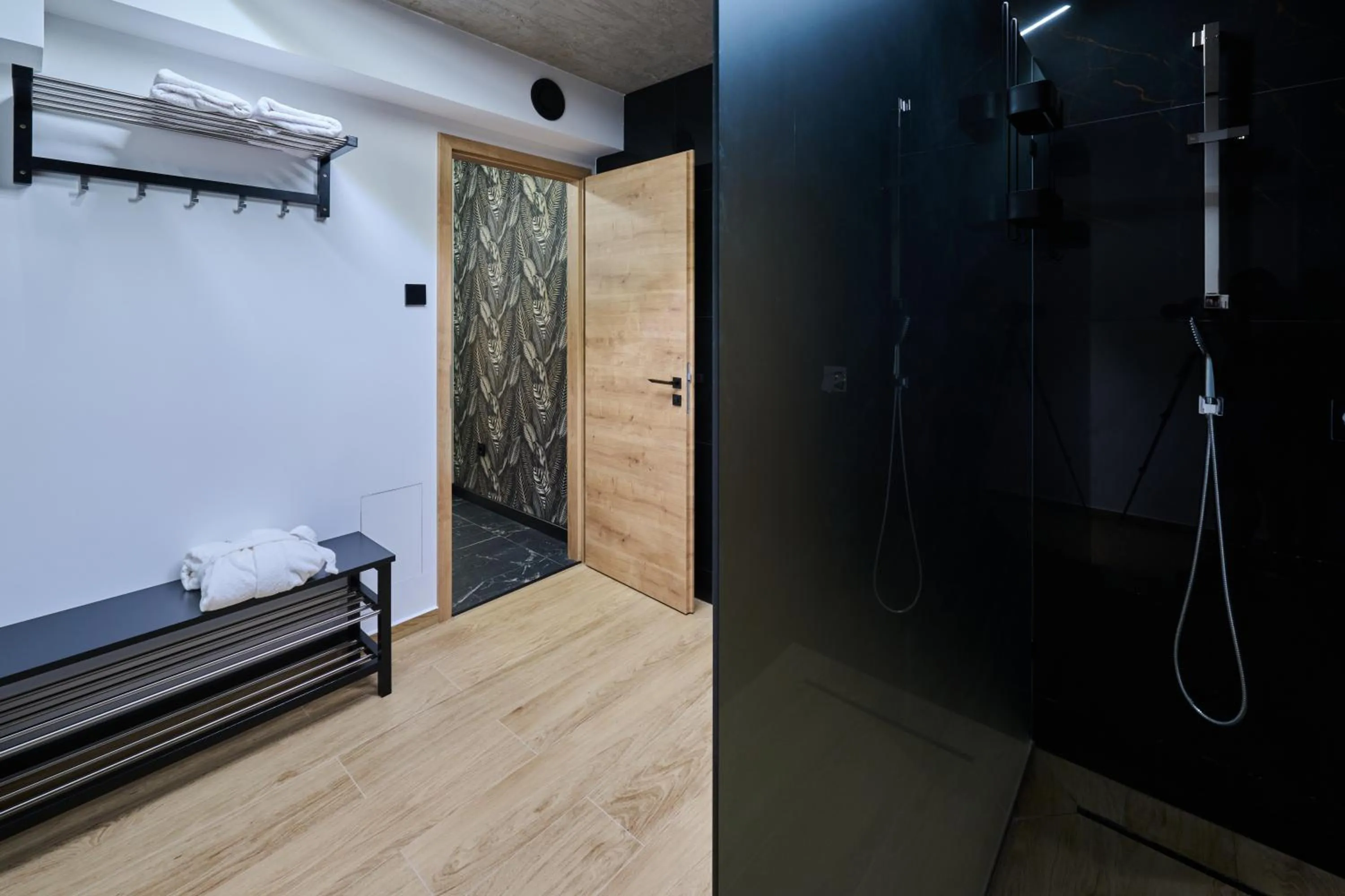 Shower in GRANDIS Premium Apartments