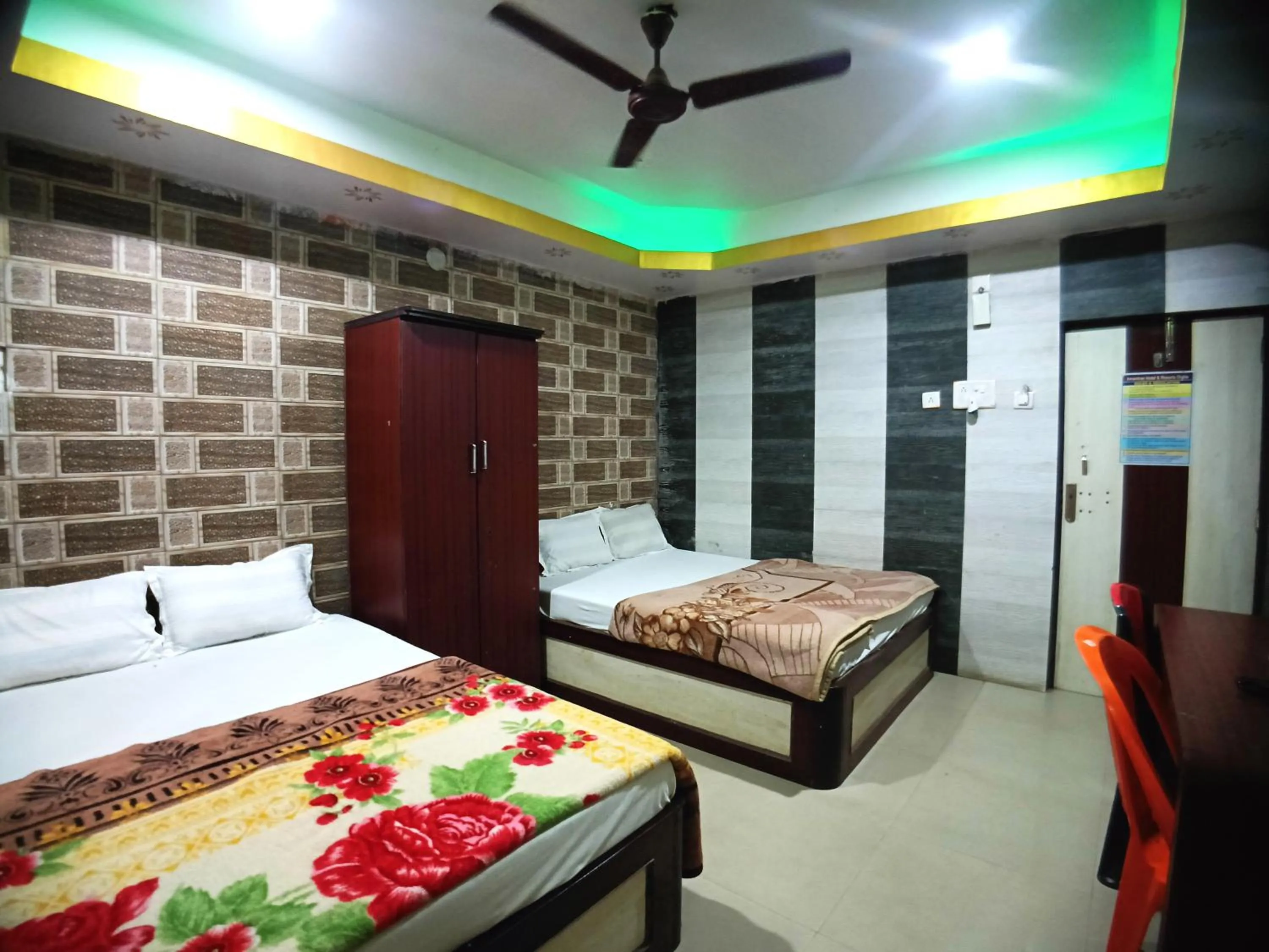 Bed in RESORT K SEA VIEW Digha
