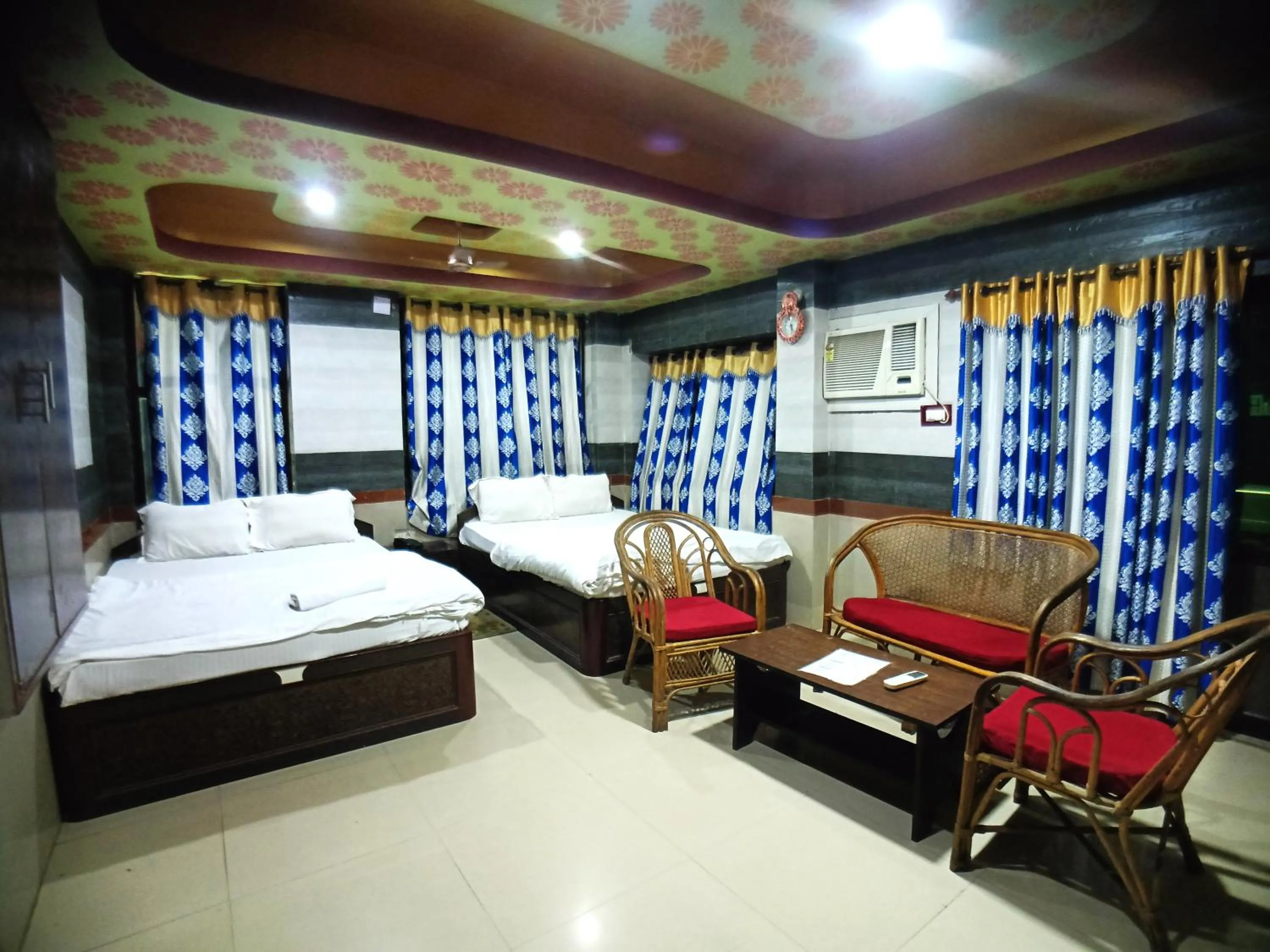 Bed in RESORT K SEA VIEW Digha
