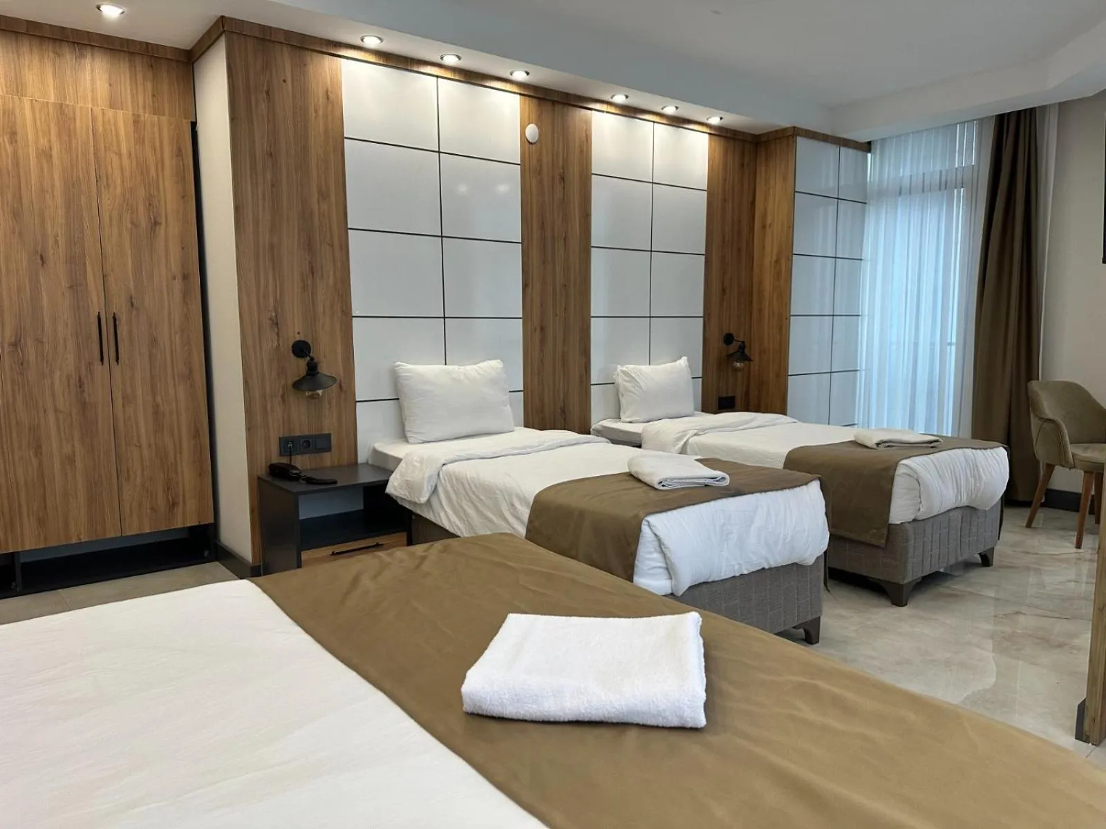 Photo of the whole room in Pars Palas Hotel