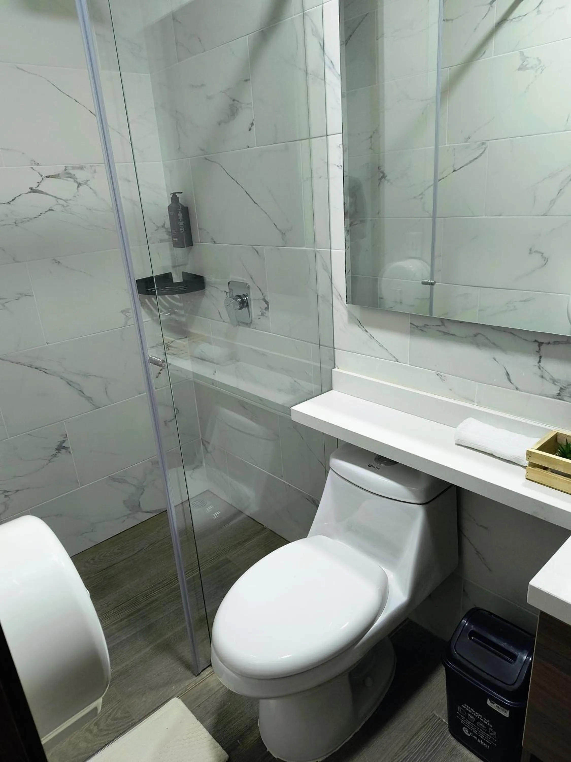 Xliving Host and Rooms