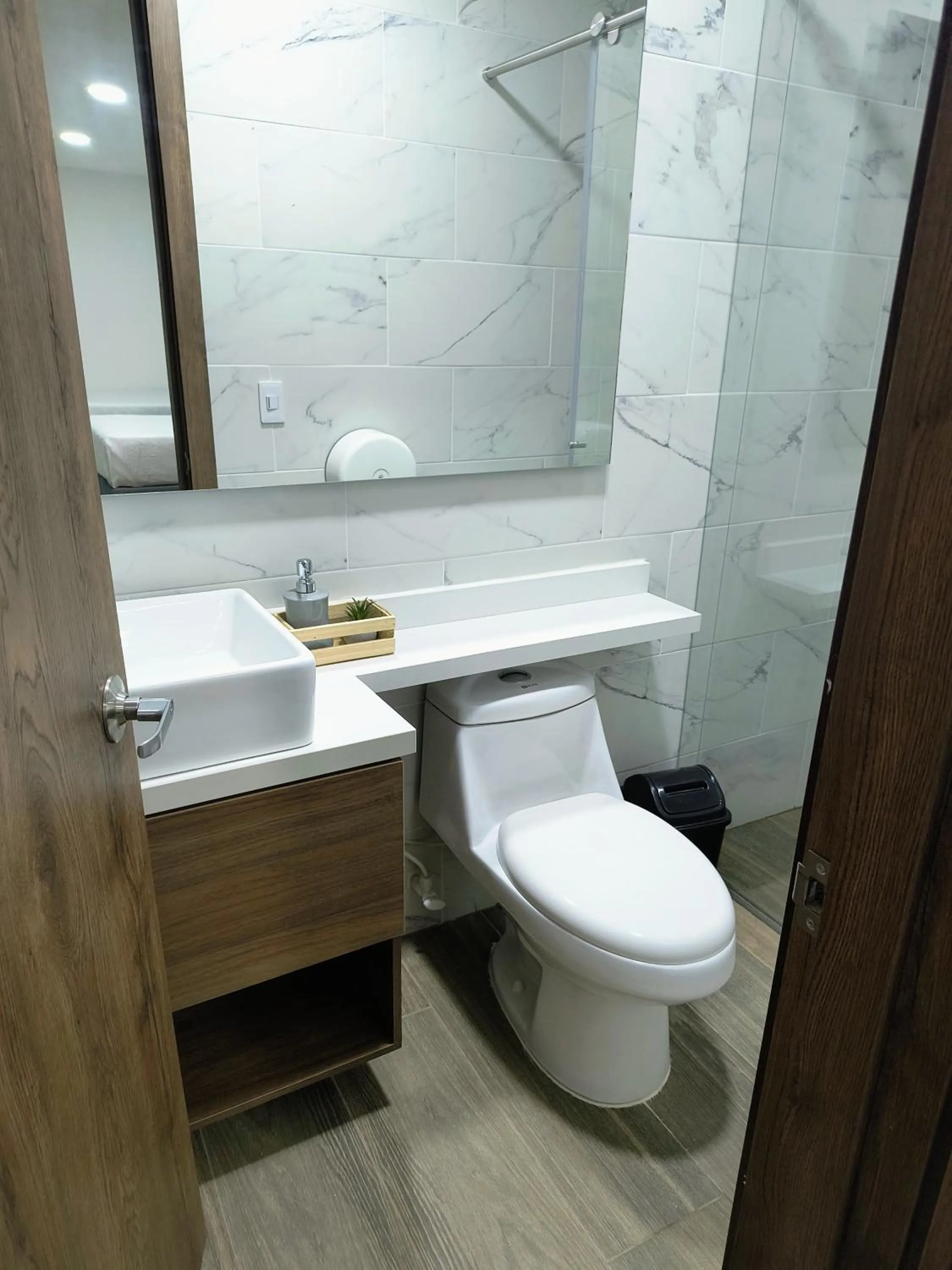 Xliving Host and Rooms