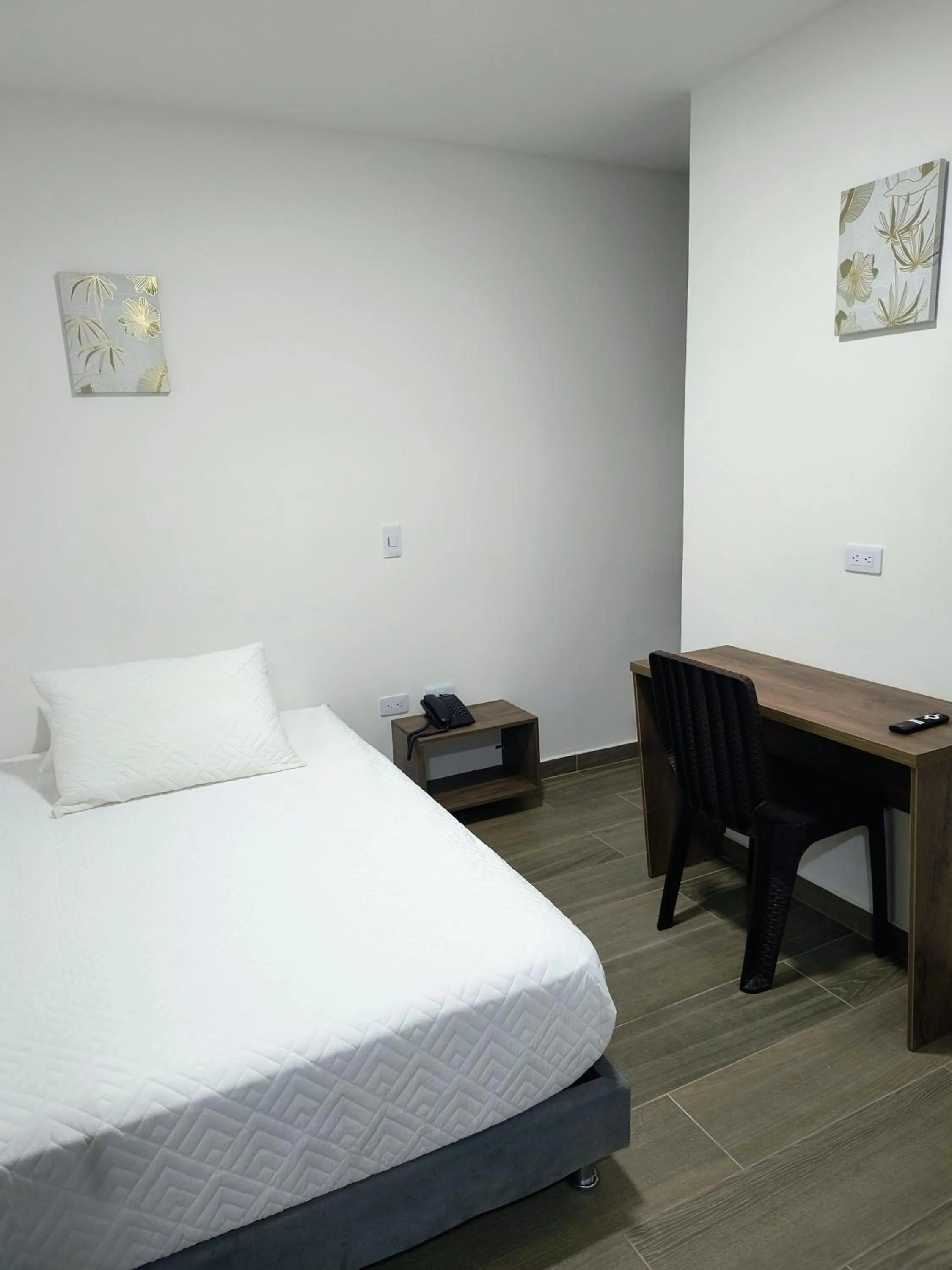 Bedroom, Bed in Xliving Host and Rooms