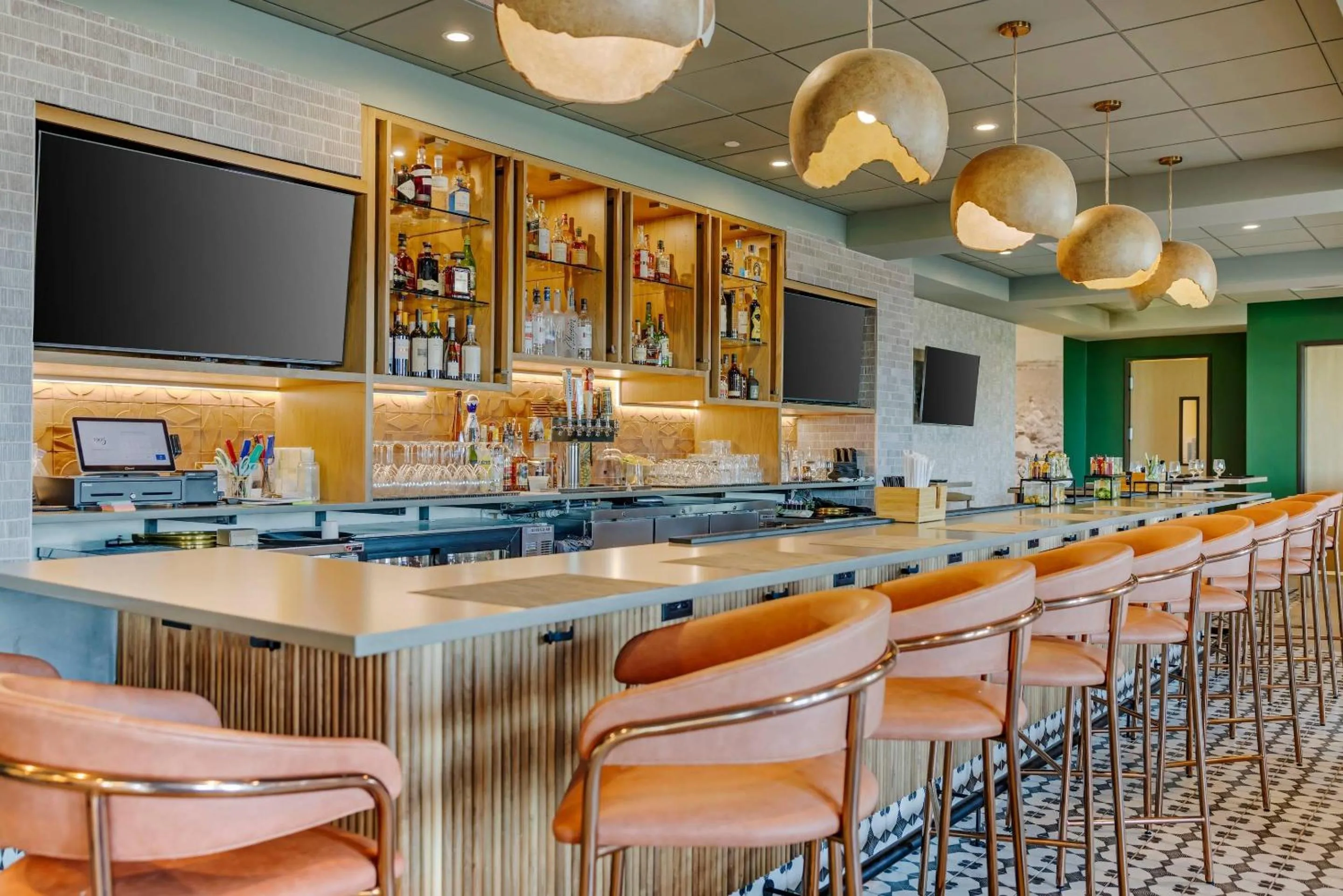 Restaurant/places to eat in Cambria Hotel El Centro - Imperial