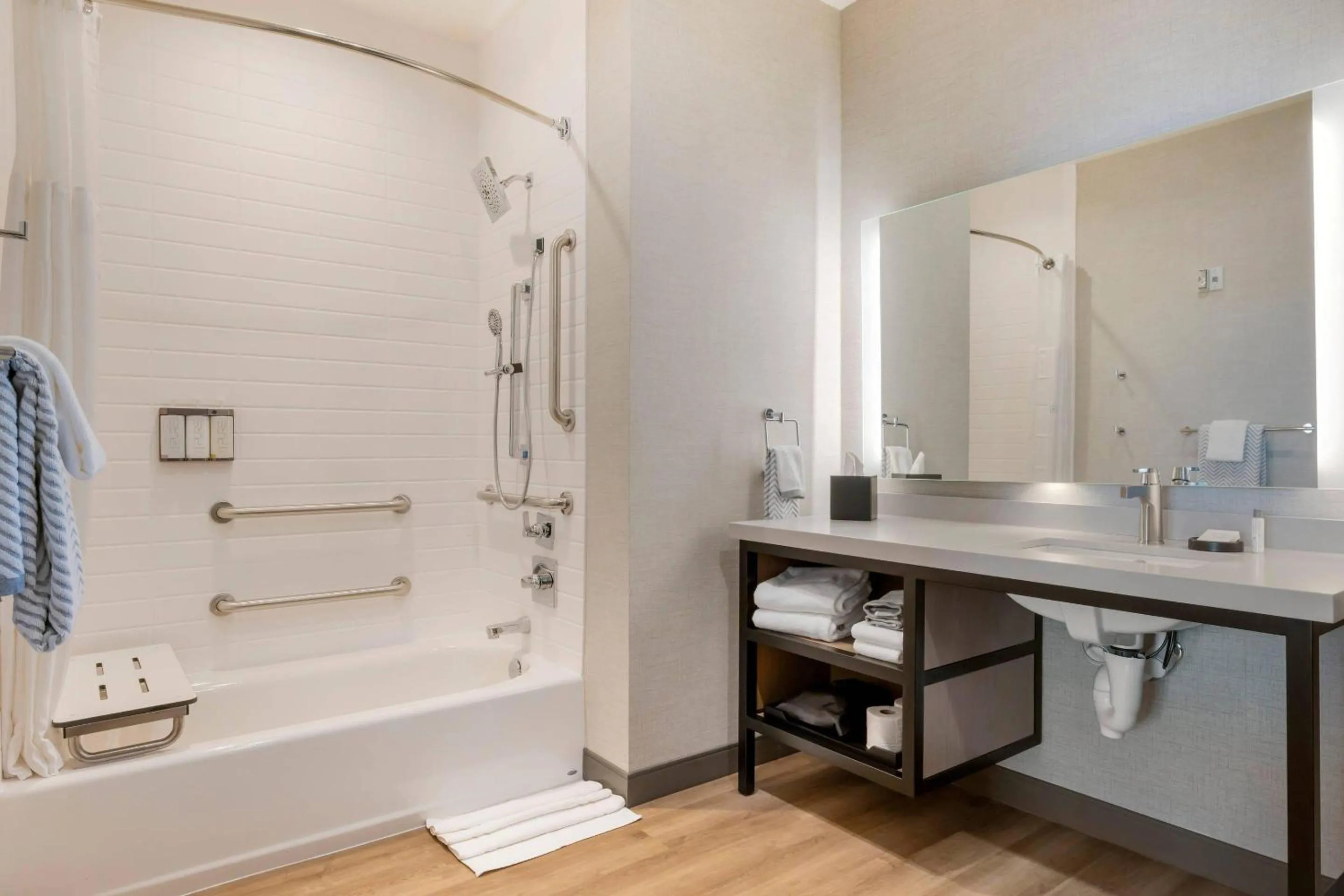 Bedroom in Cambria Hotel El Centro - Imperial