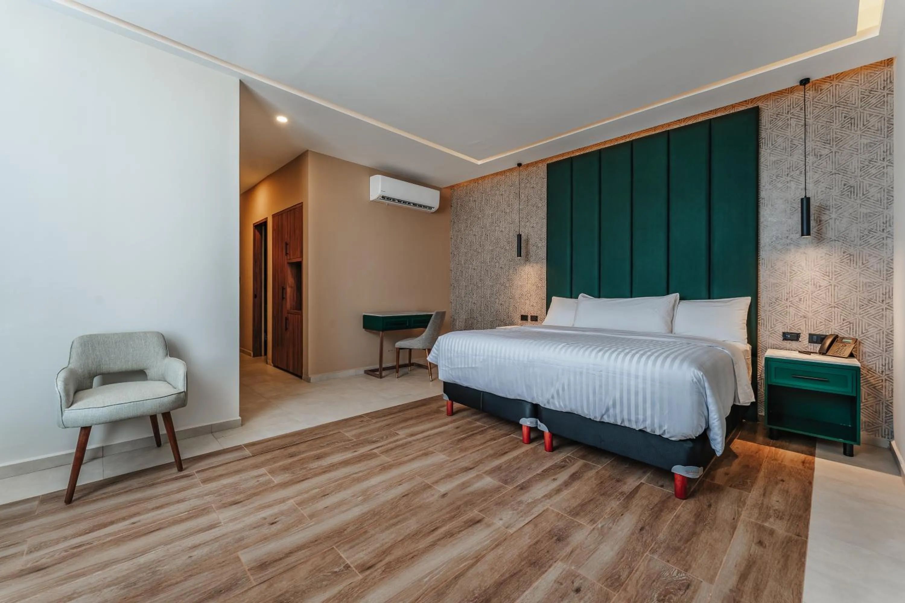 Bed in Hotel Chariot