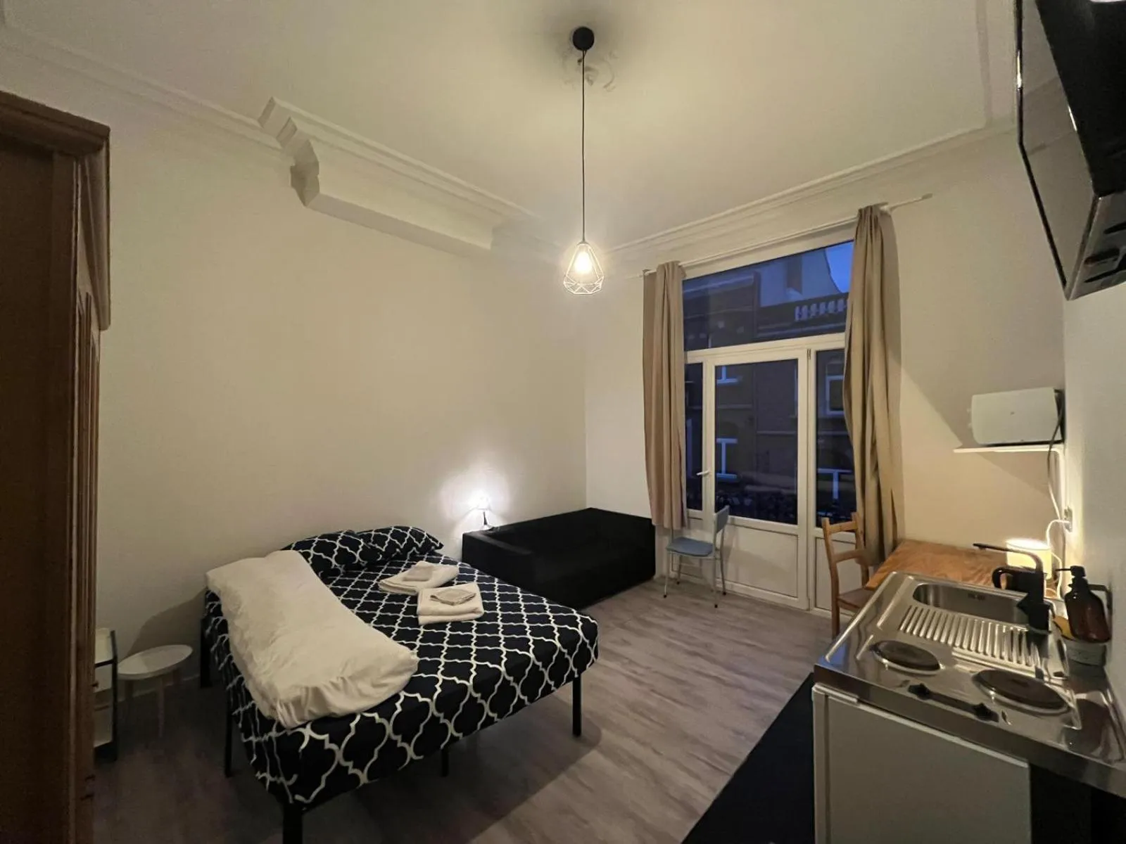 Standard Double or Twin Room in European District Hostel