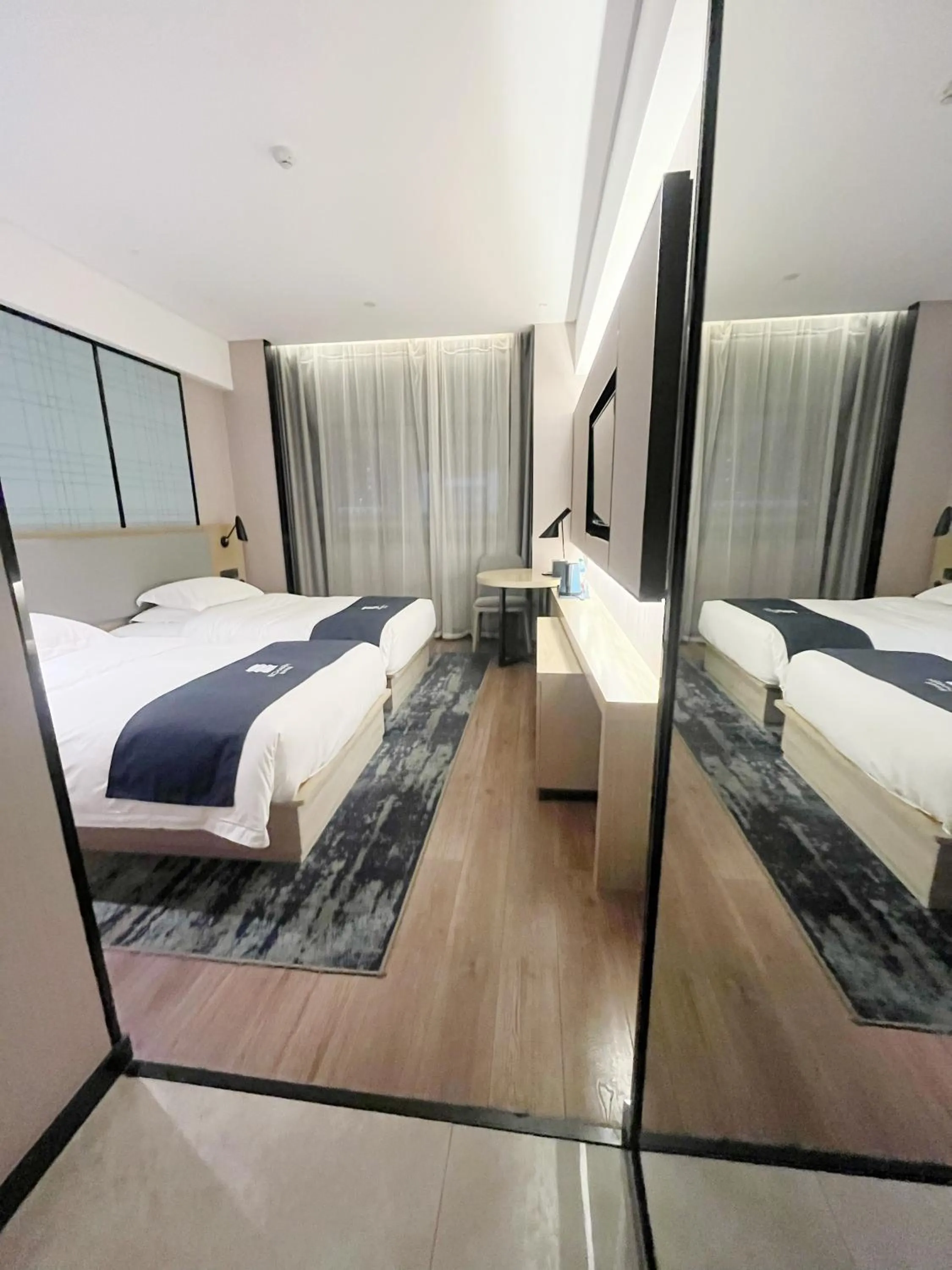 Property building, Bed in Echarm Hotel Wuhan Hannan