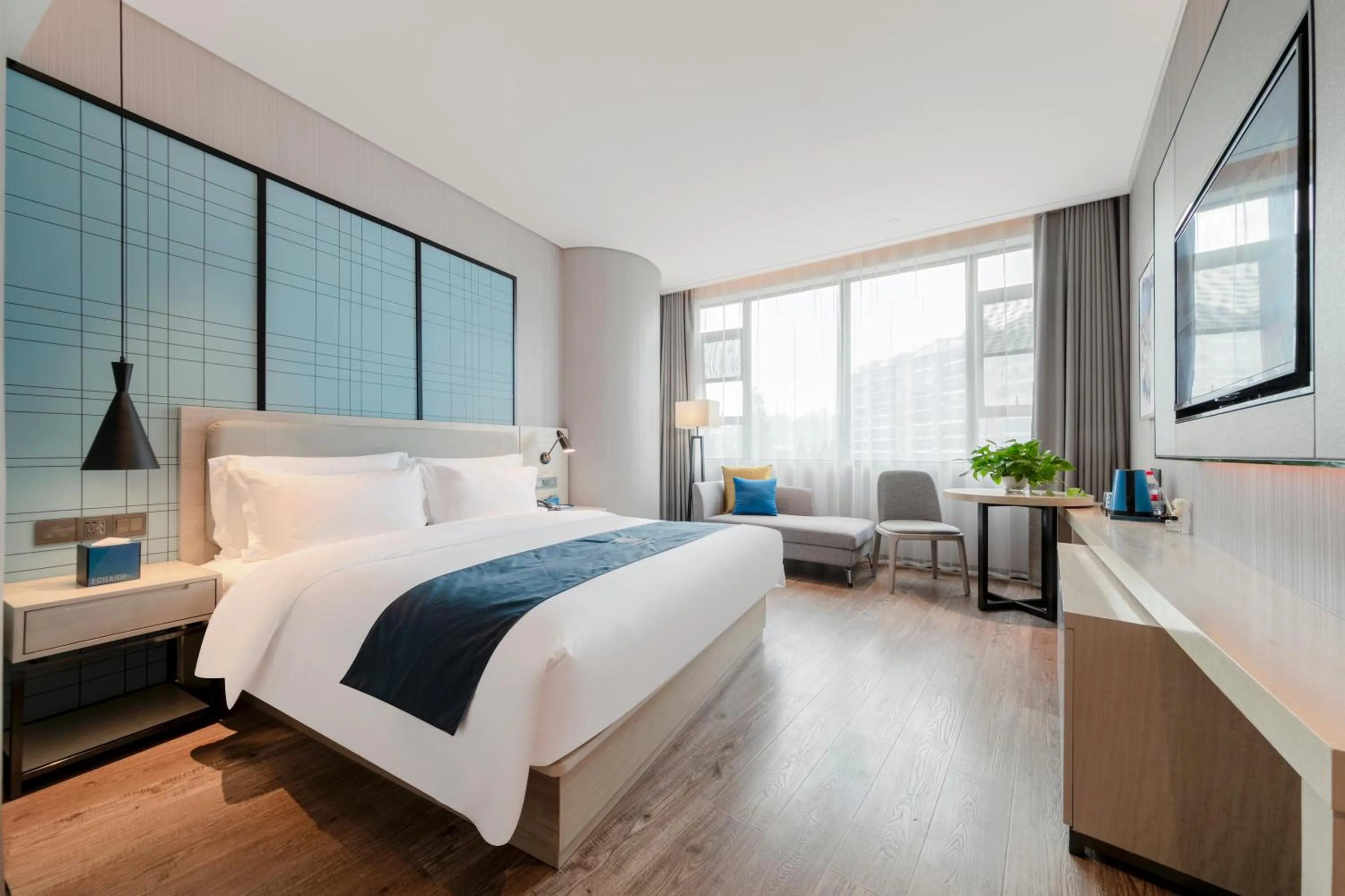 Bed in Echarm Hotel - Wuhan University Hongshan Square Metro Station