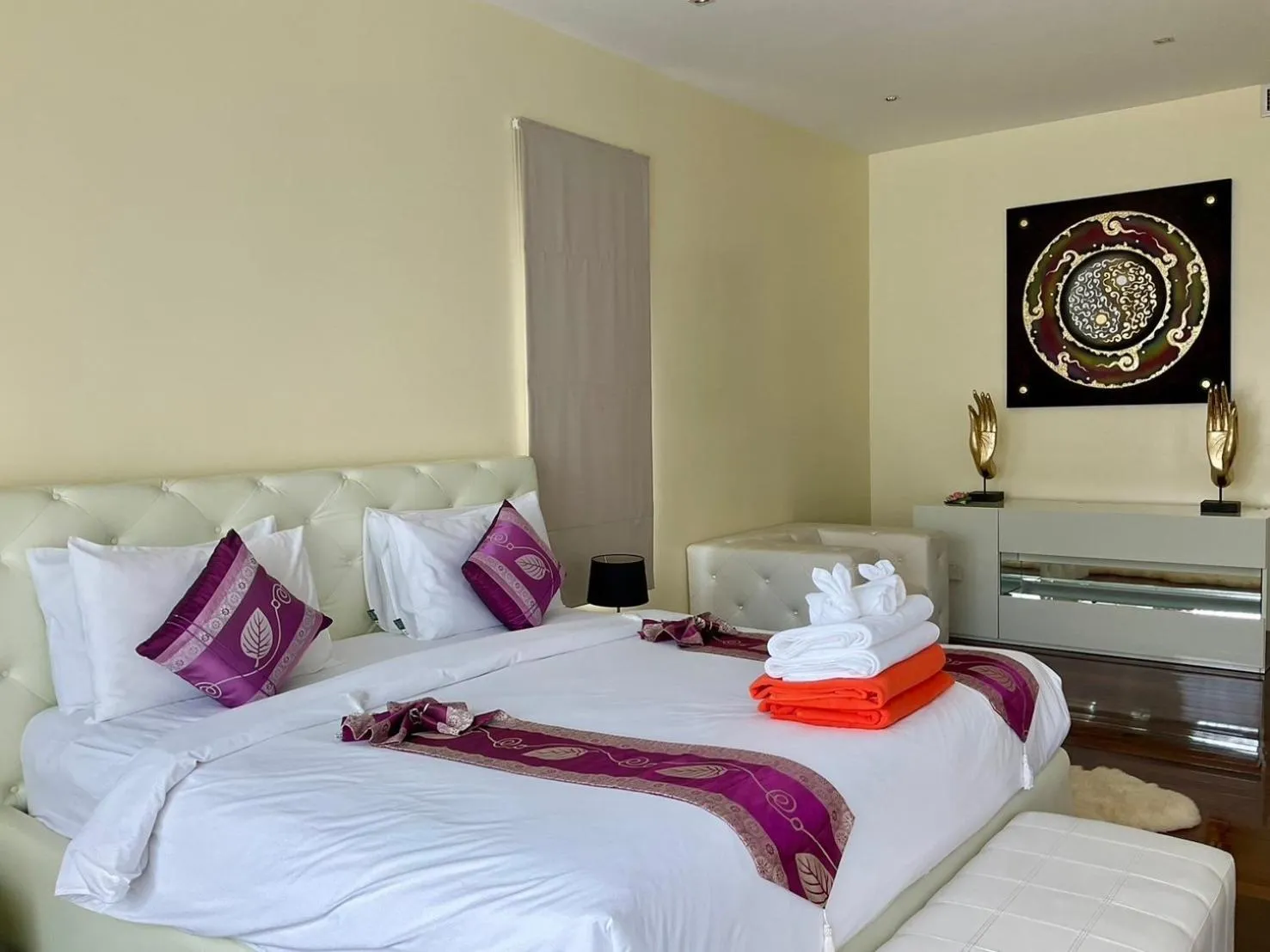 Bedroom, Bed in Grand Kamala Falls