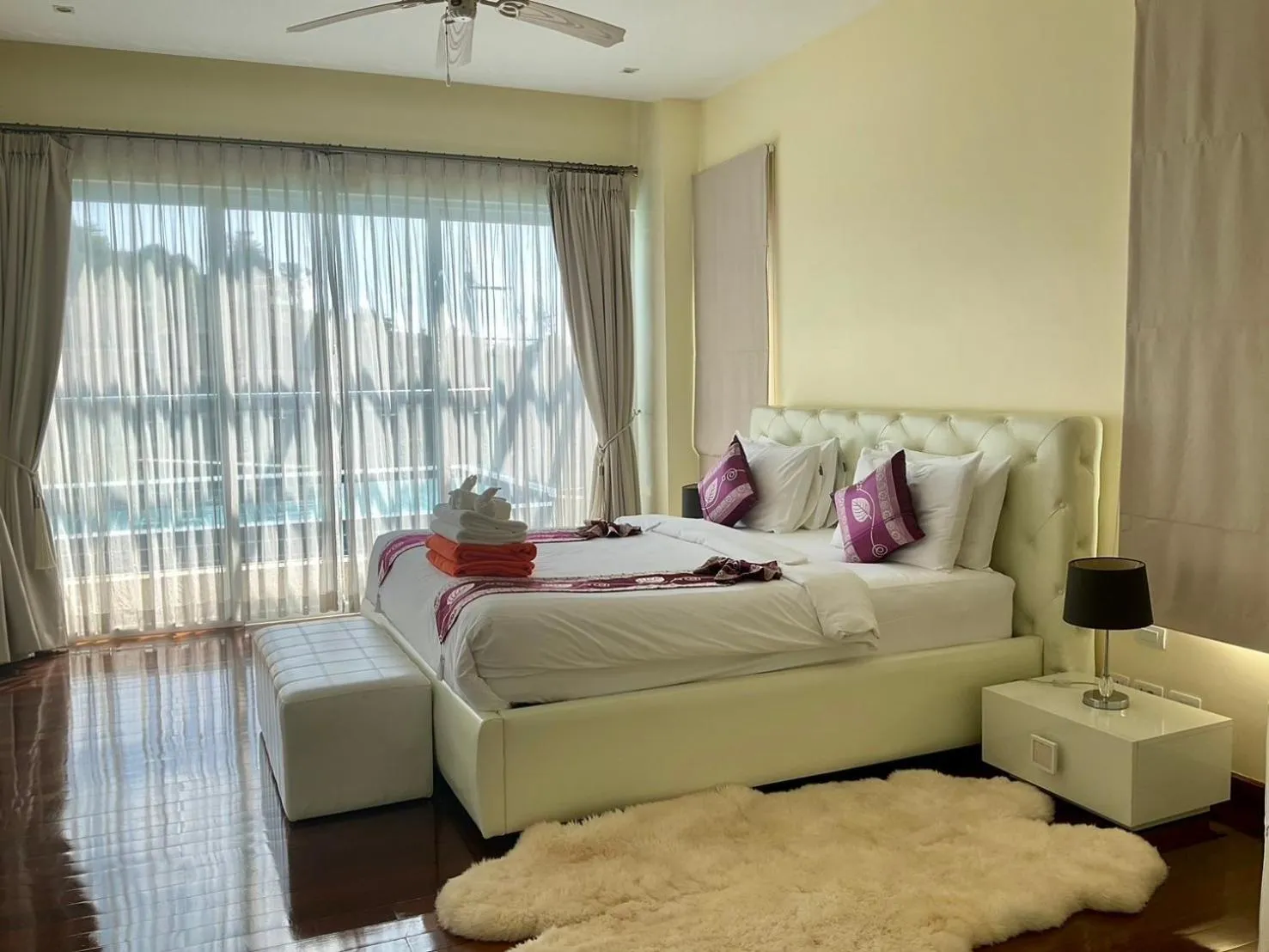 Bedroom, Bed in Grand Kamala Falls