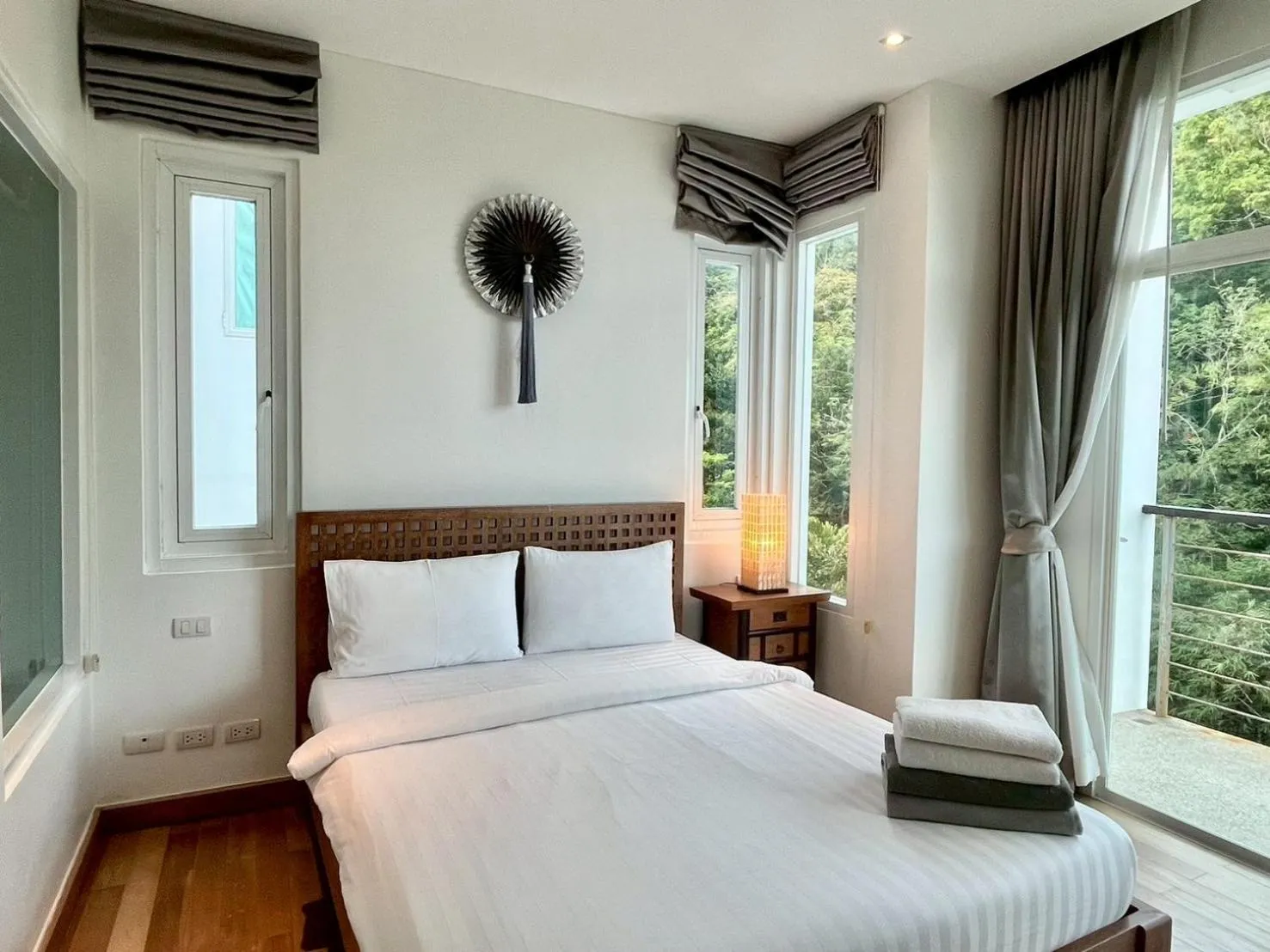 Bed in Grand Kamala Falls