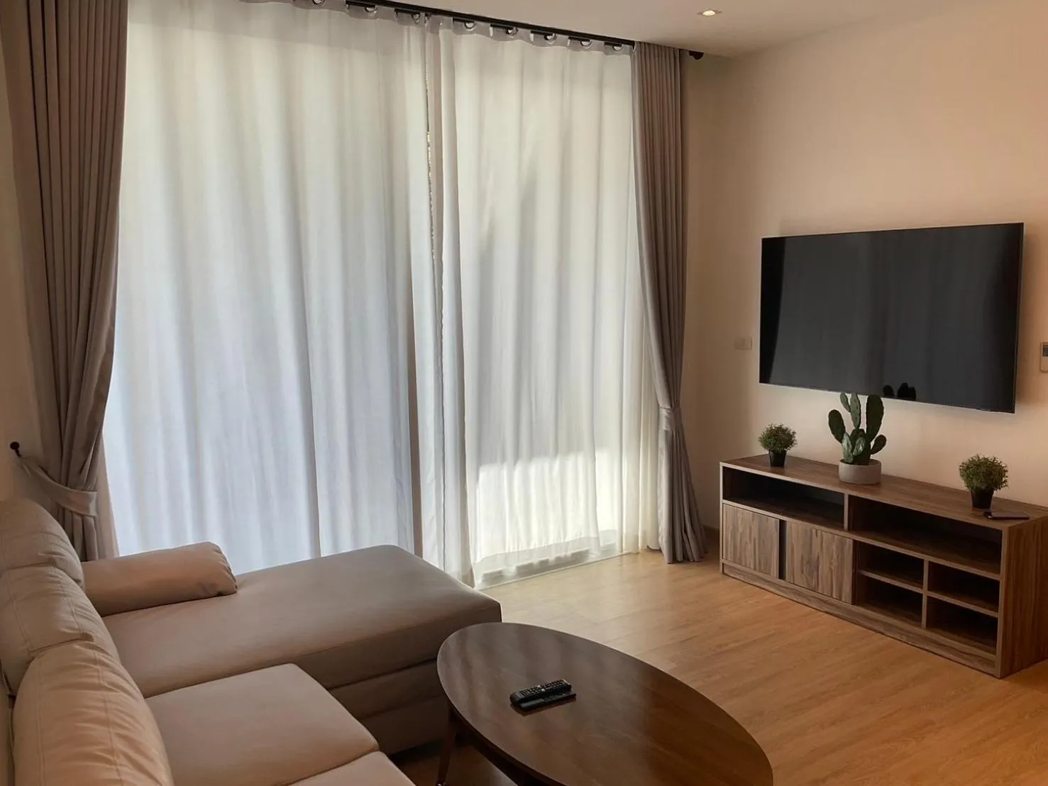 TV and multimedia in Grand Kamala Falls