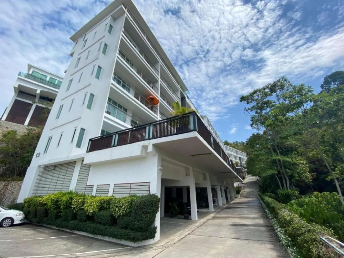 Property building in Grand Kamala Falls