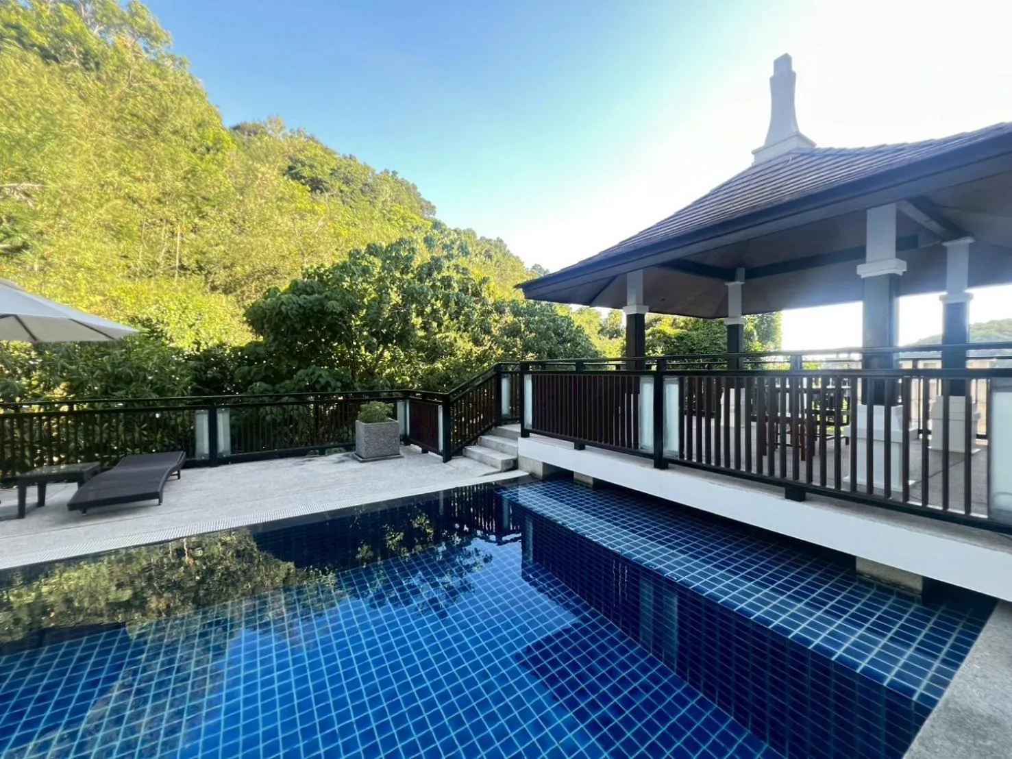Swimming pool in Grand Kamala Falls