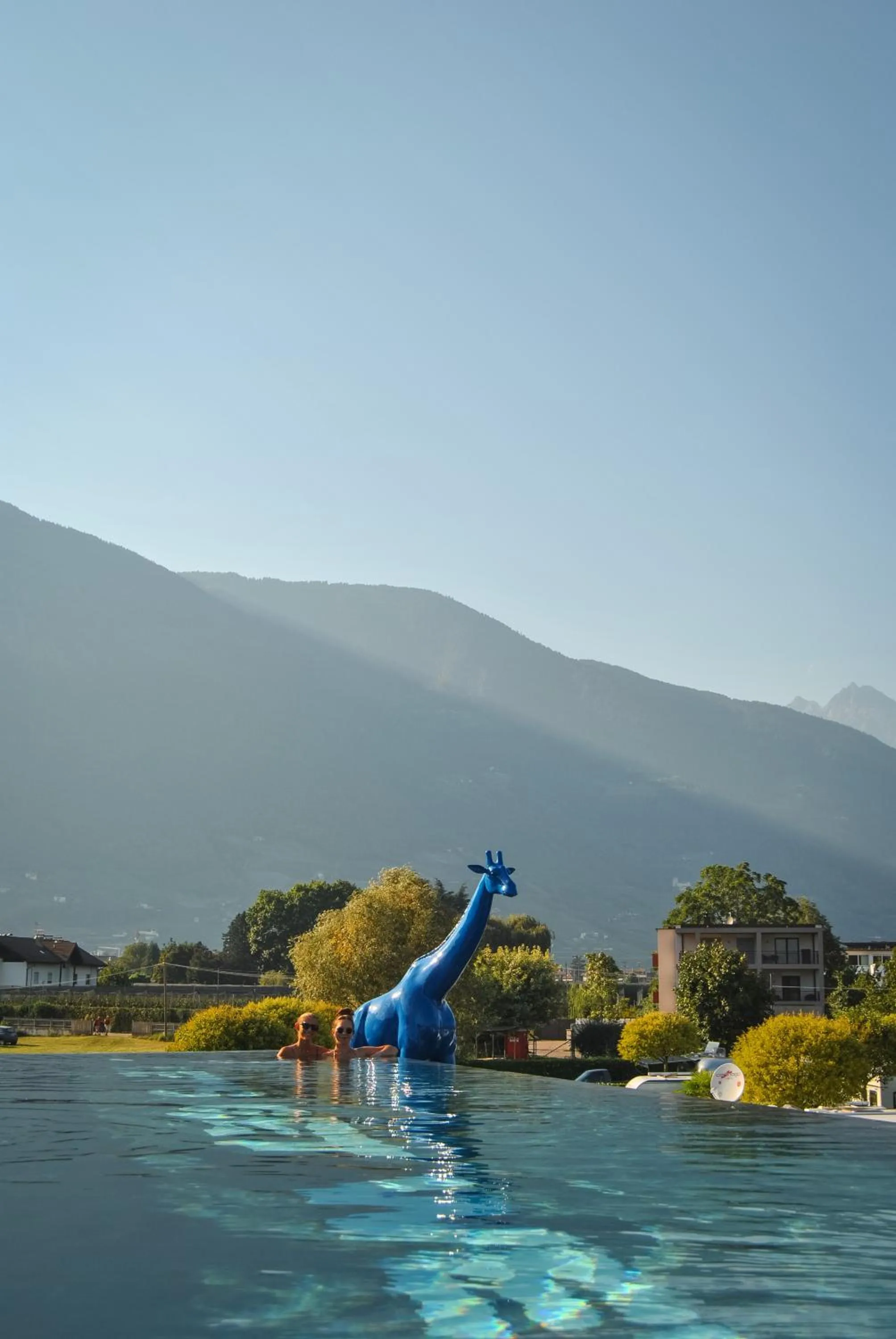 SCHLOSSHOF SÜDTIROL - Hotel & Camping Resort