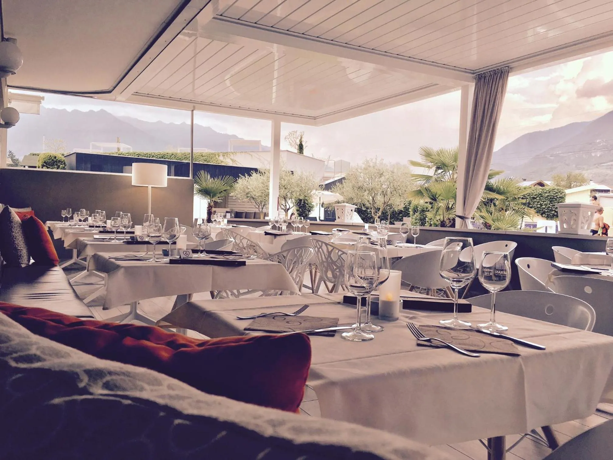 SCHLOSSHOF SÜDTIROL - Hotel & Camping Resort