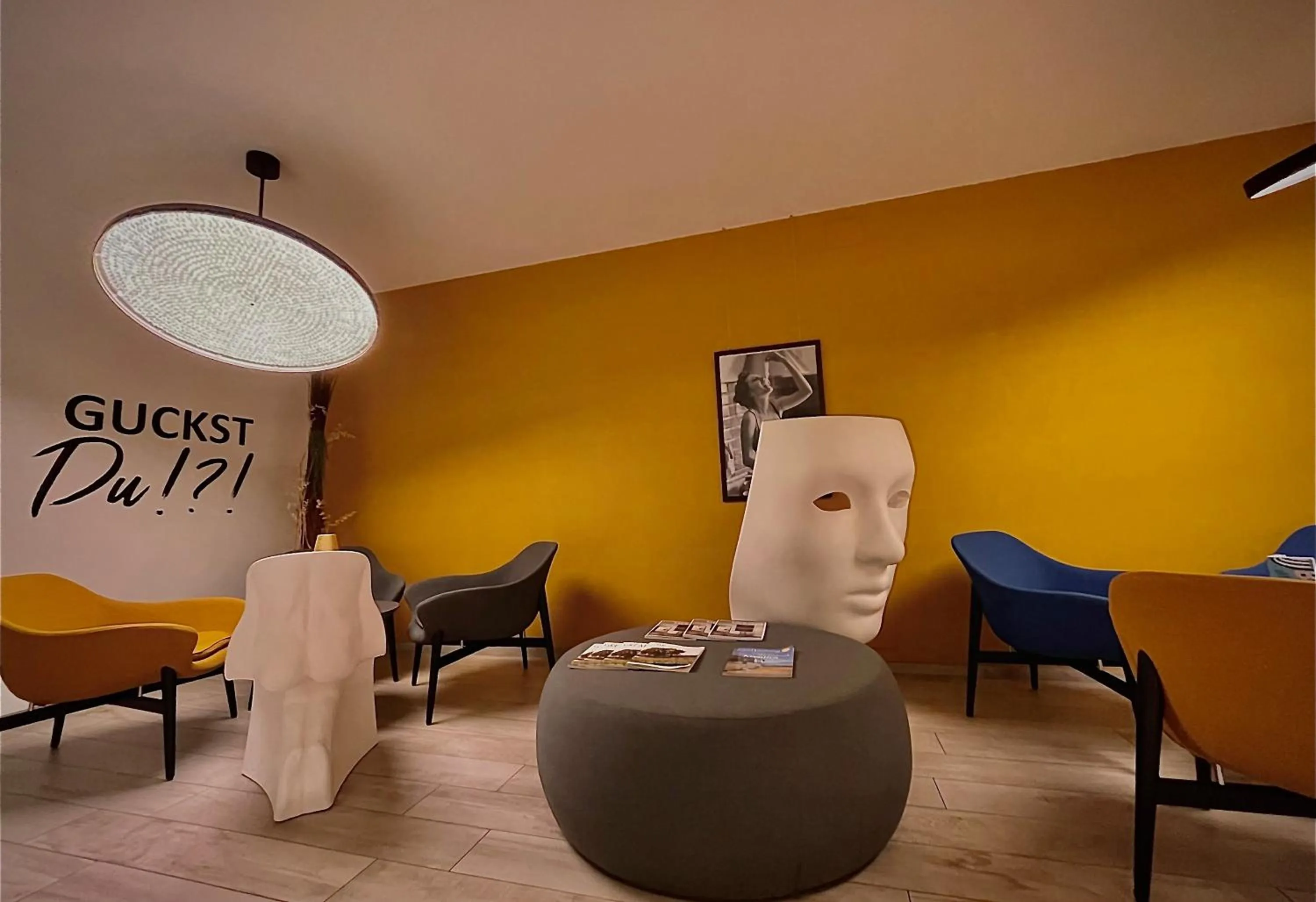 SCHLOSSHOF SÜDTIROL - Hotel & Camping Resort