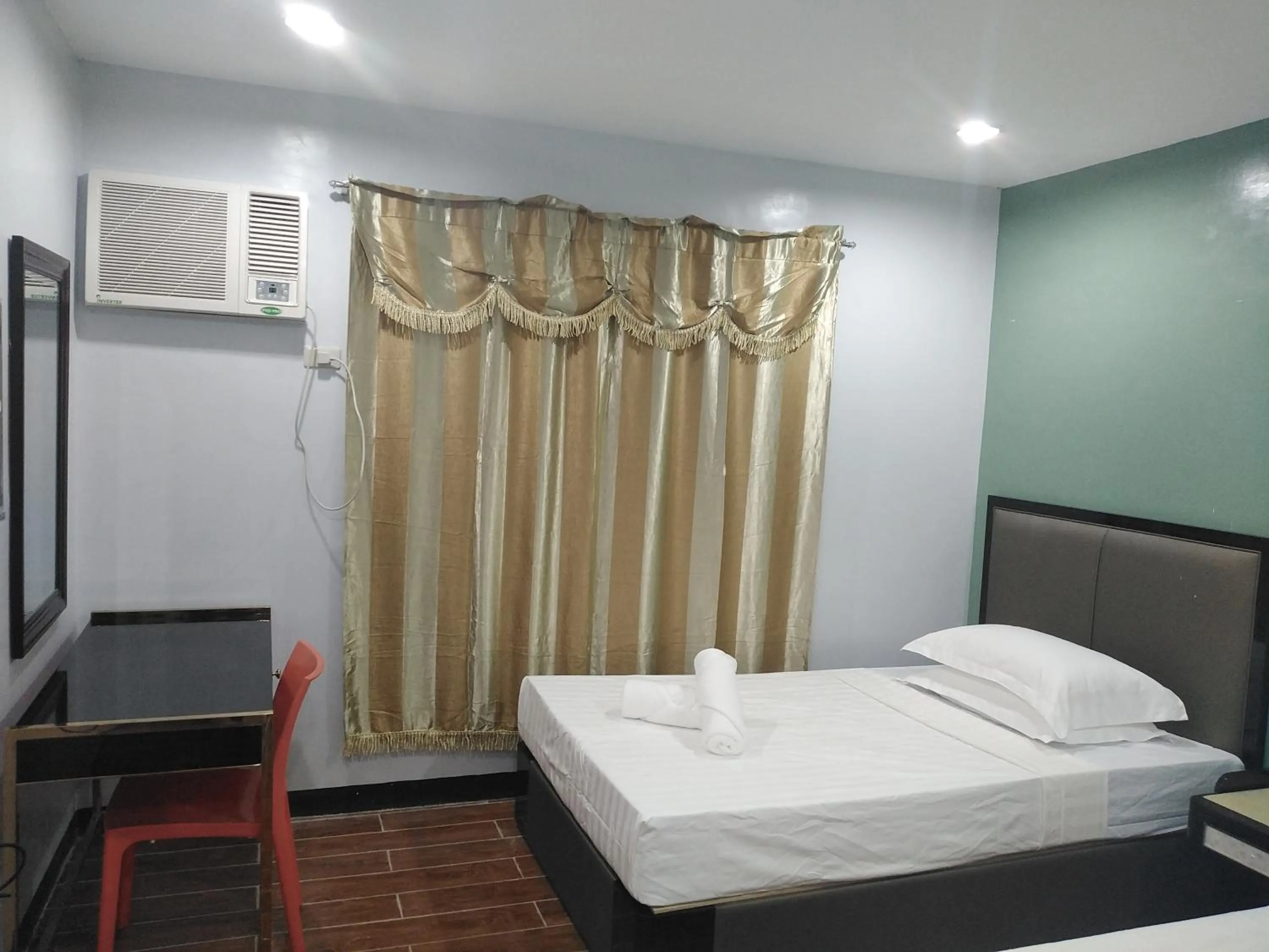 TV and multimedia, Bed in Asia Jem Hotel - BAYAWAN