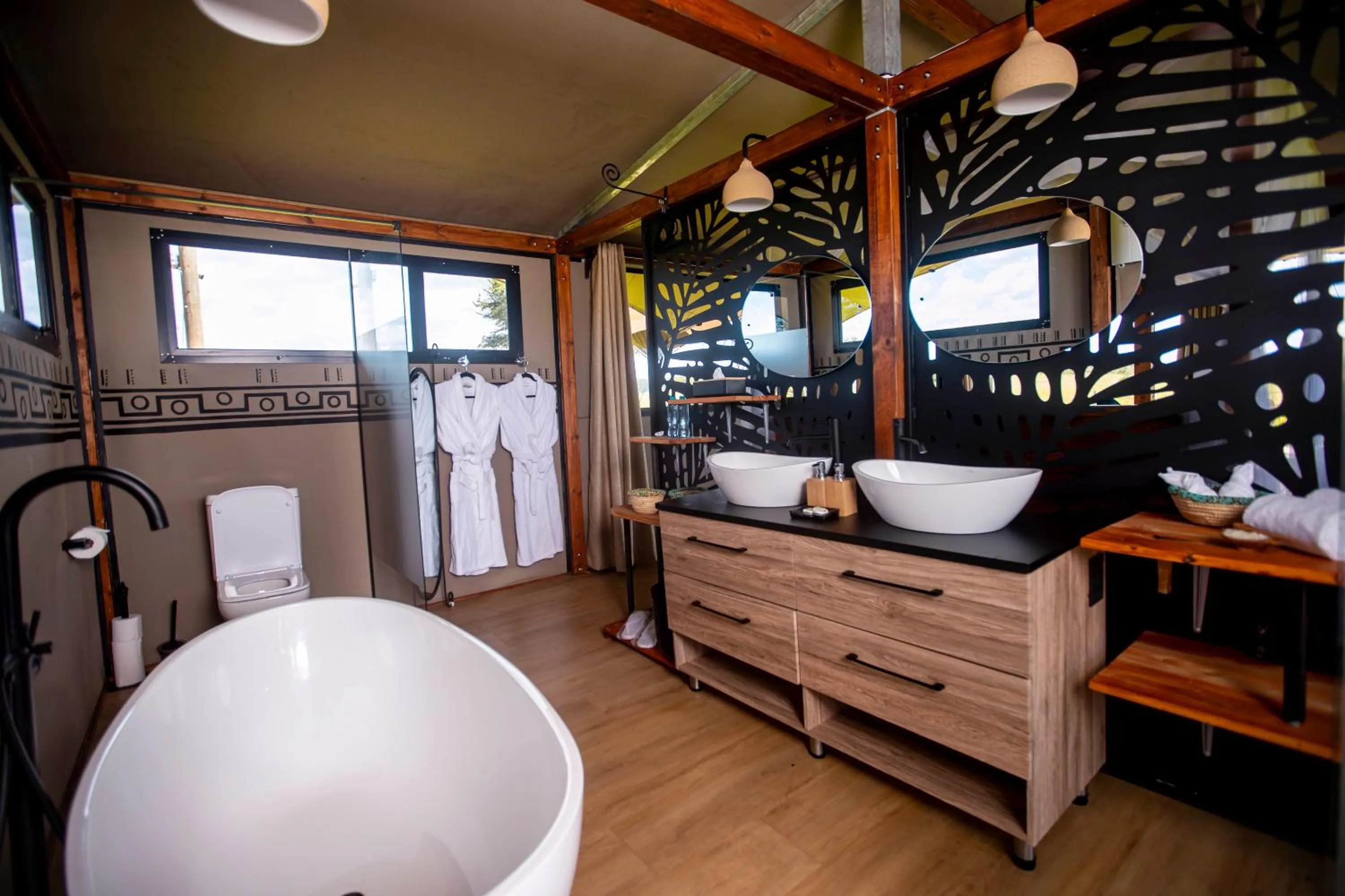 Bathroom in Escarpment Serengeti Luxury Camp