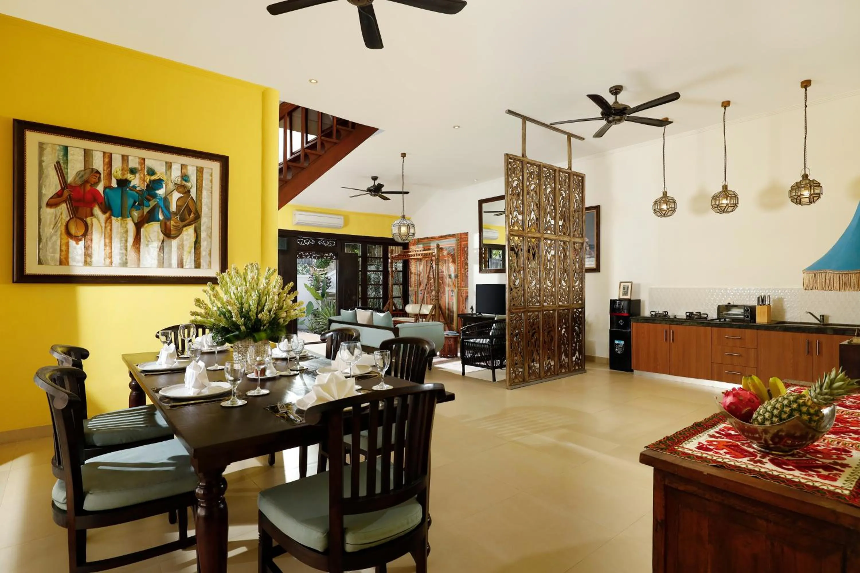 Living room in Shanti Estate Seminyak by Nakula