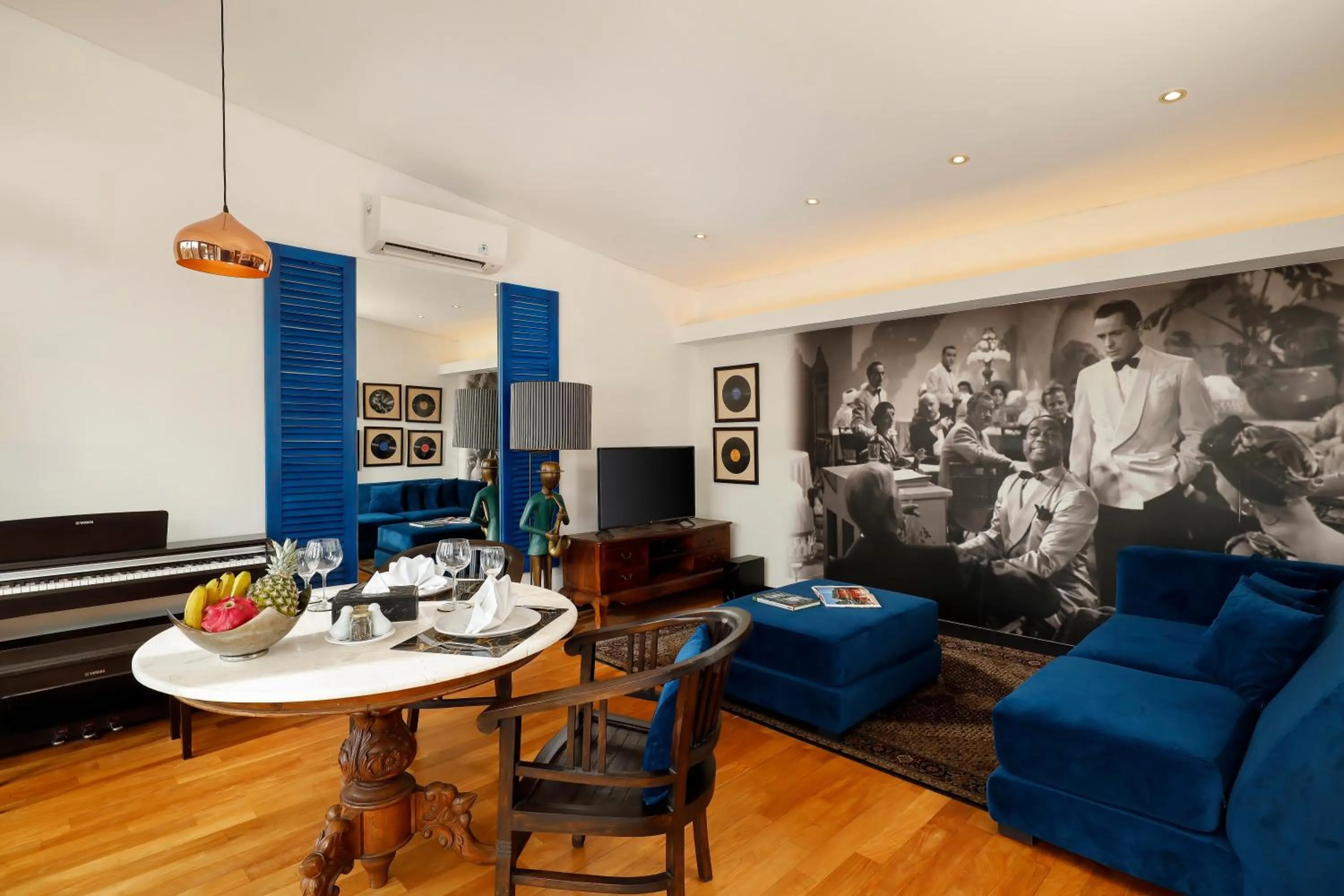 Living room in Shanti Estate Seminyak by Nakula