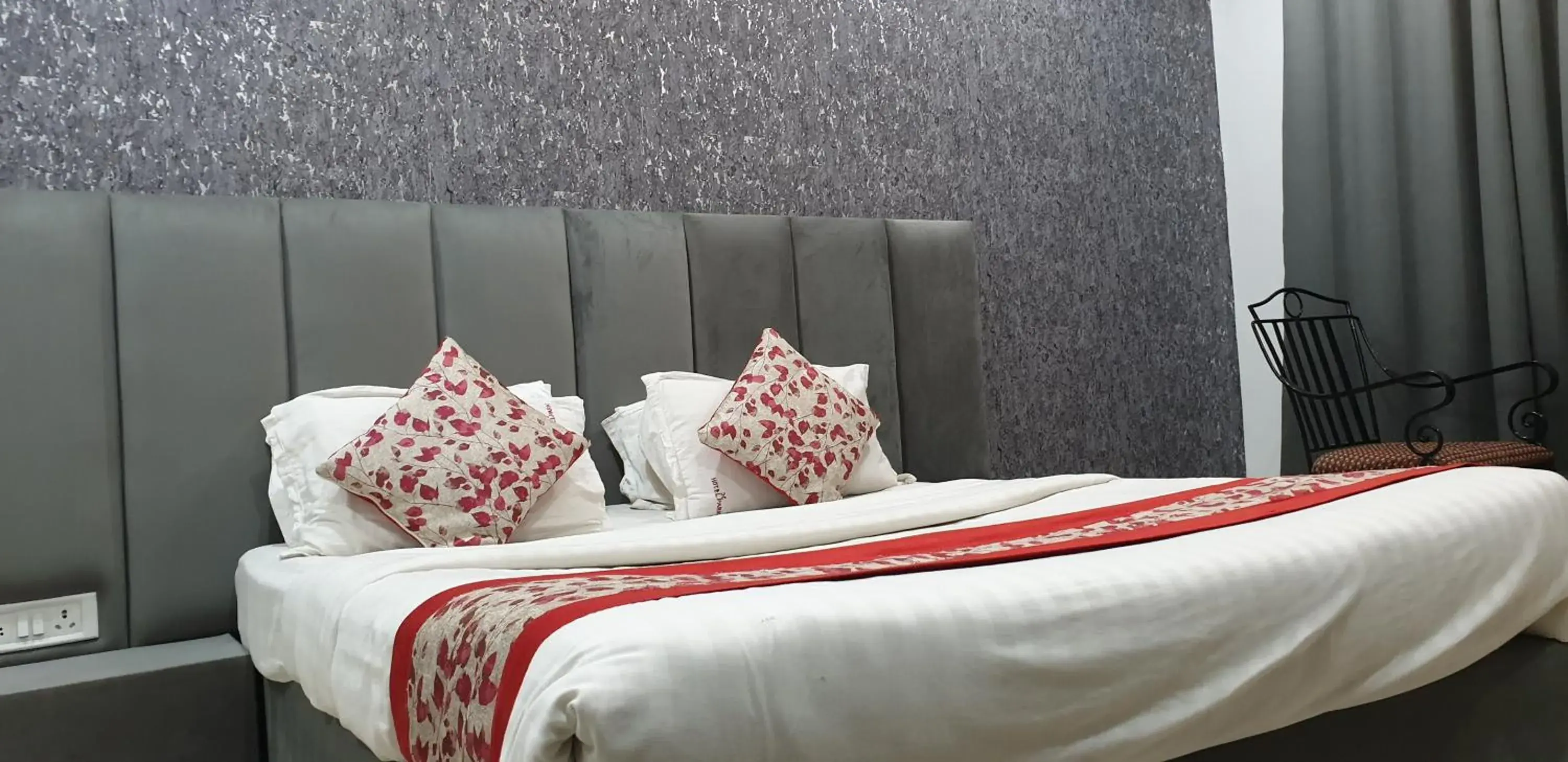 Deluxe Double Room - single occupancy in Hotel Park Deluxe Double Room - single occupancy in Hotel Park