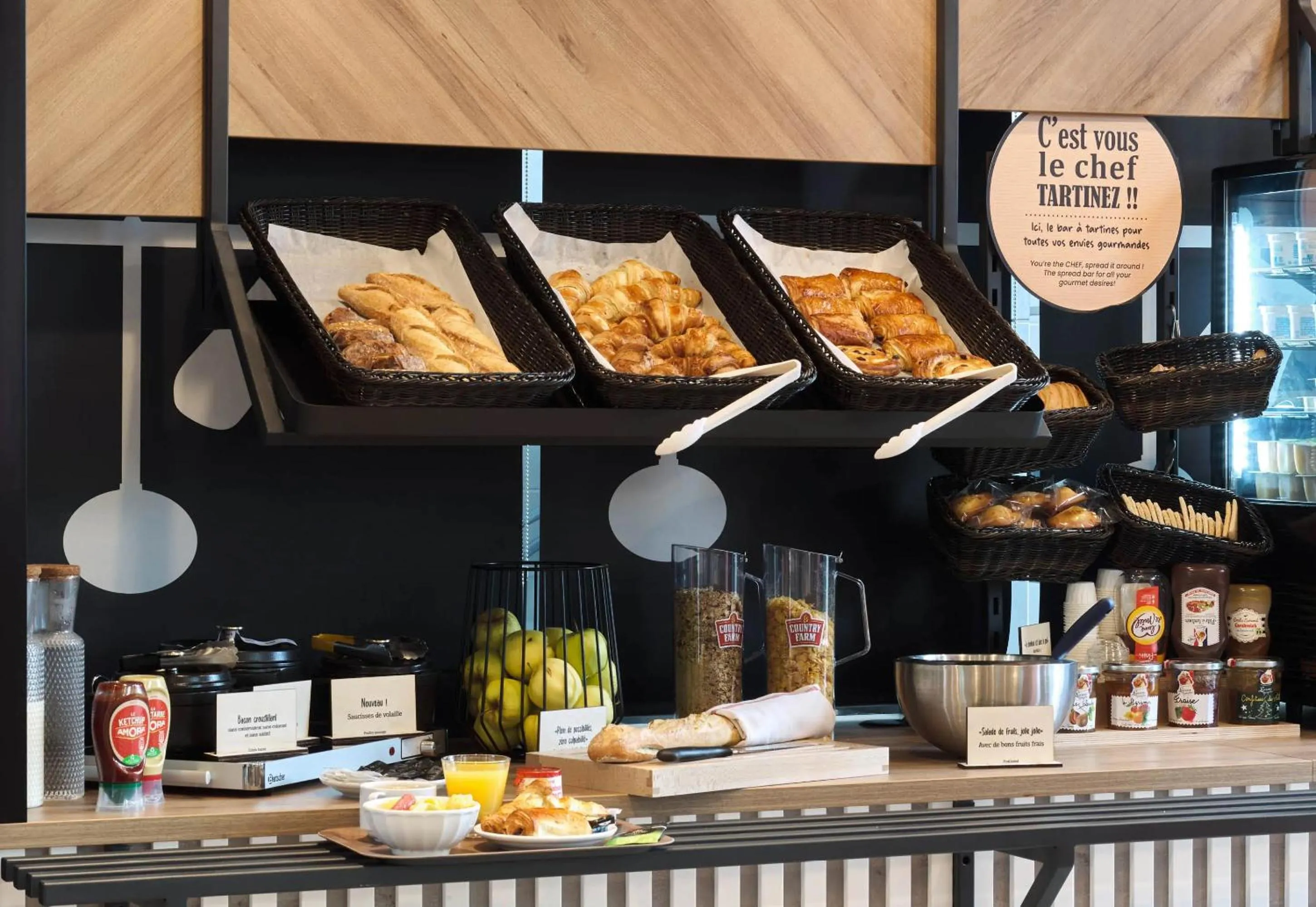 Breakfast in B&B HOTEL Brest Porte de Gouesnou