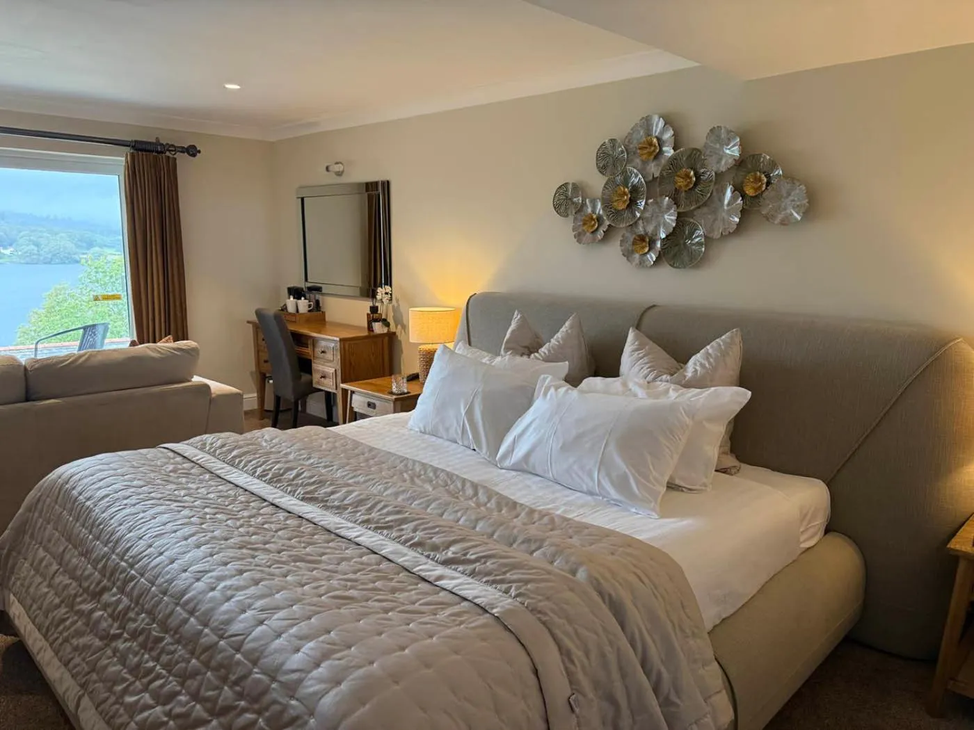 Bed in Beech Hill Hotel & Spa