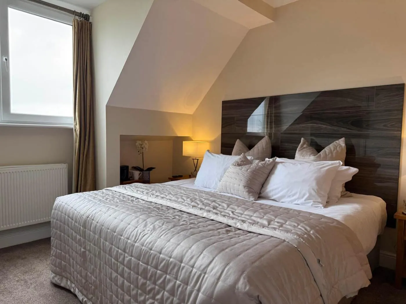 Bed in Beech Hill Hotel & Spa