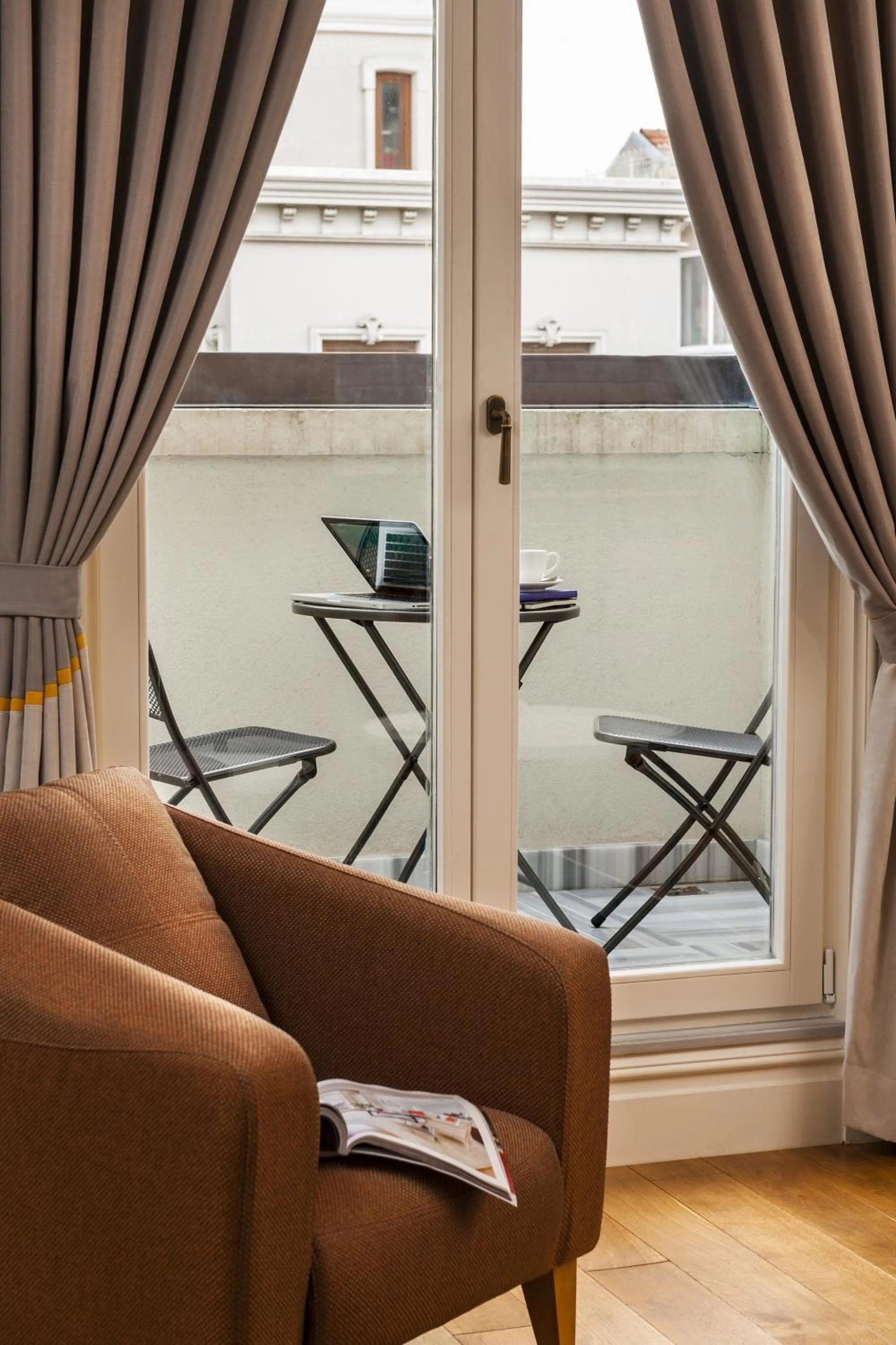 Decorative detail in Nevv Bosphorus Hotel & Suites