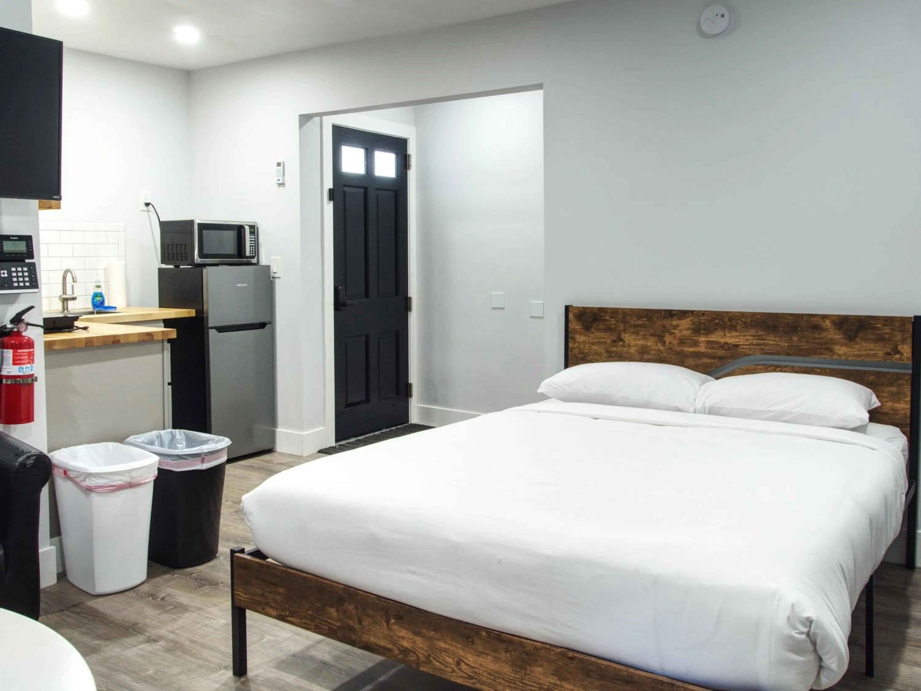 Bed in Vermont Suites