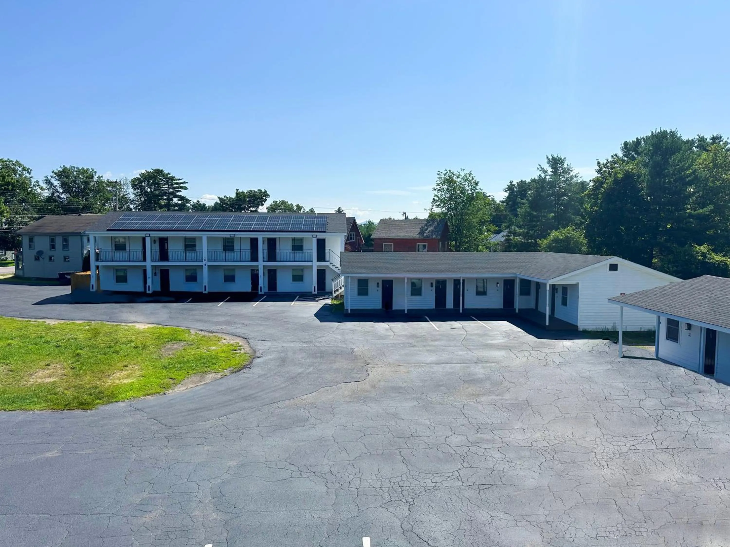 Property building in Vermont Suites