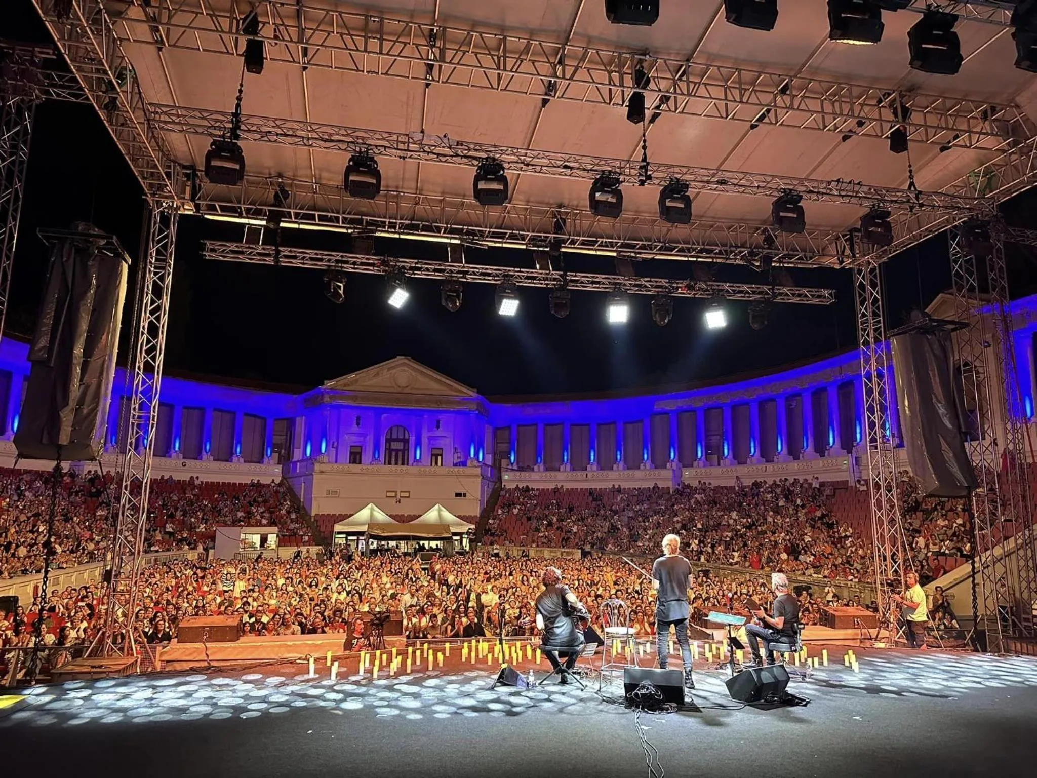 Nearby landmark in Carol Park View