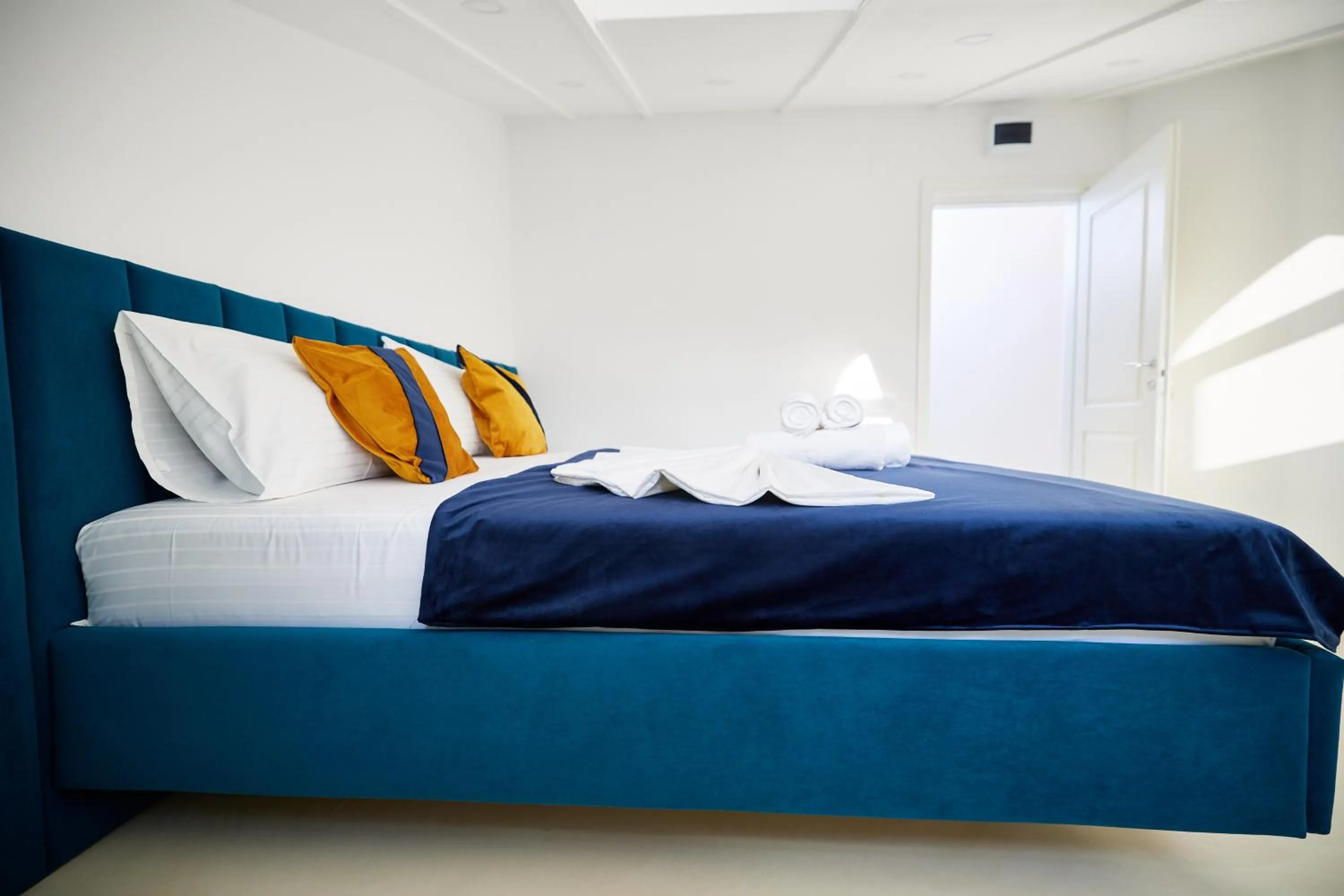 Bed in Carol Park View