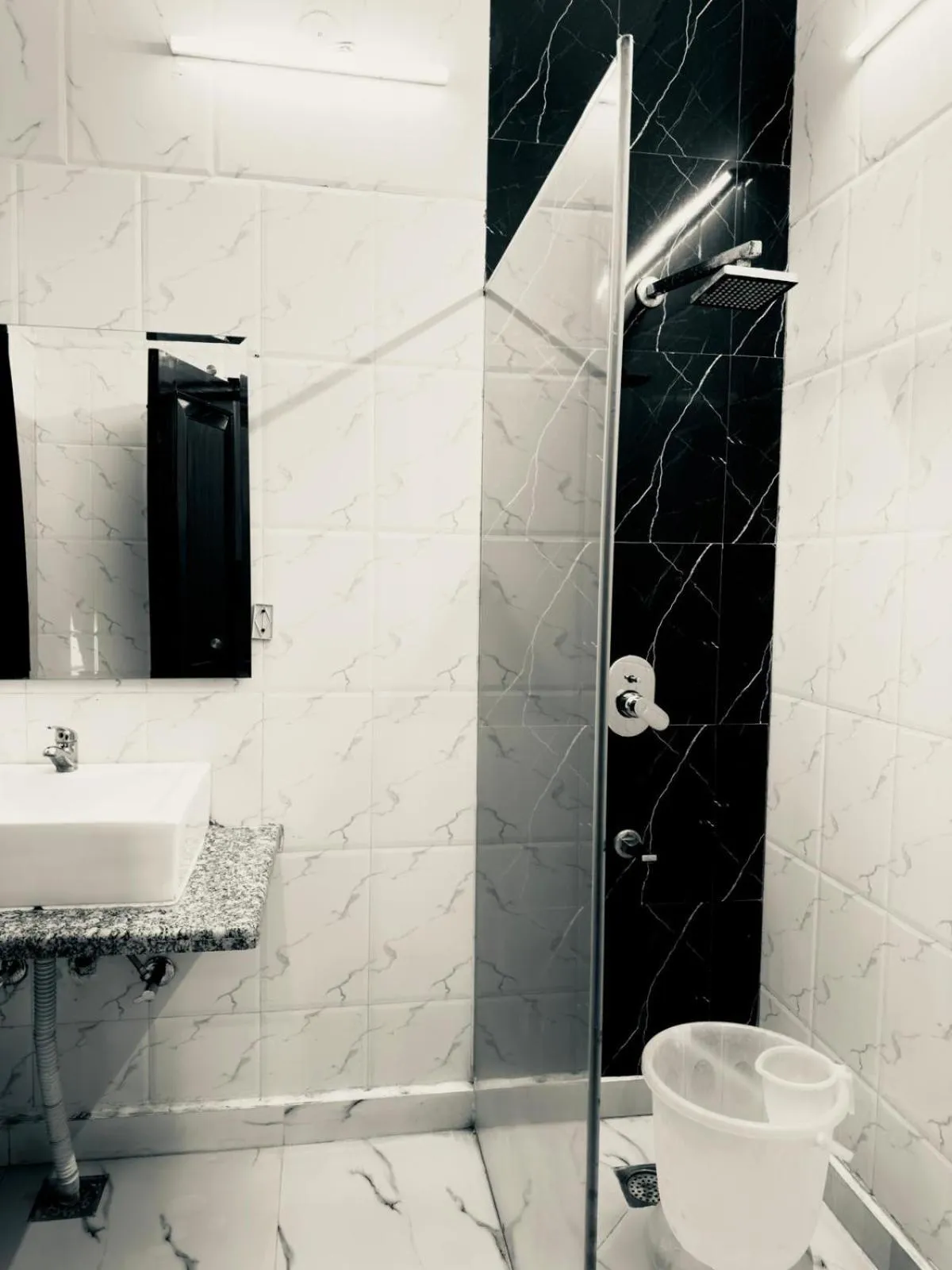 Bathroom in Hotel Radiance