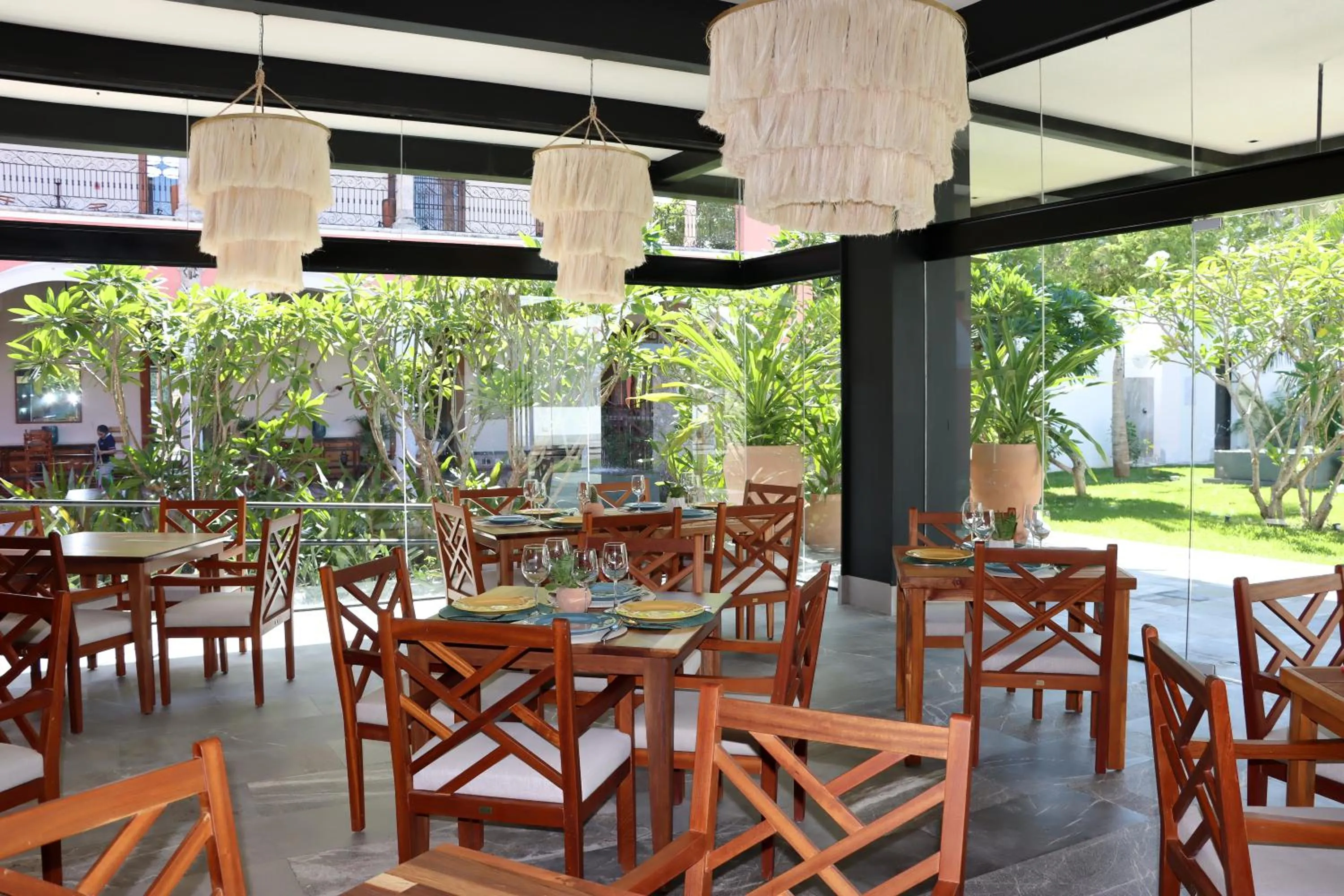 Restaurant/places to eat in Casa Loreto 1893